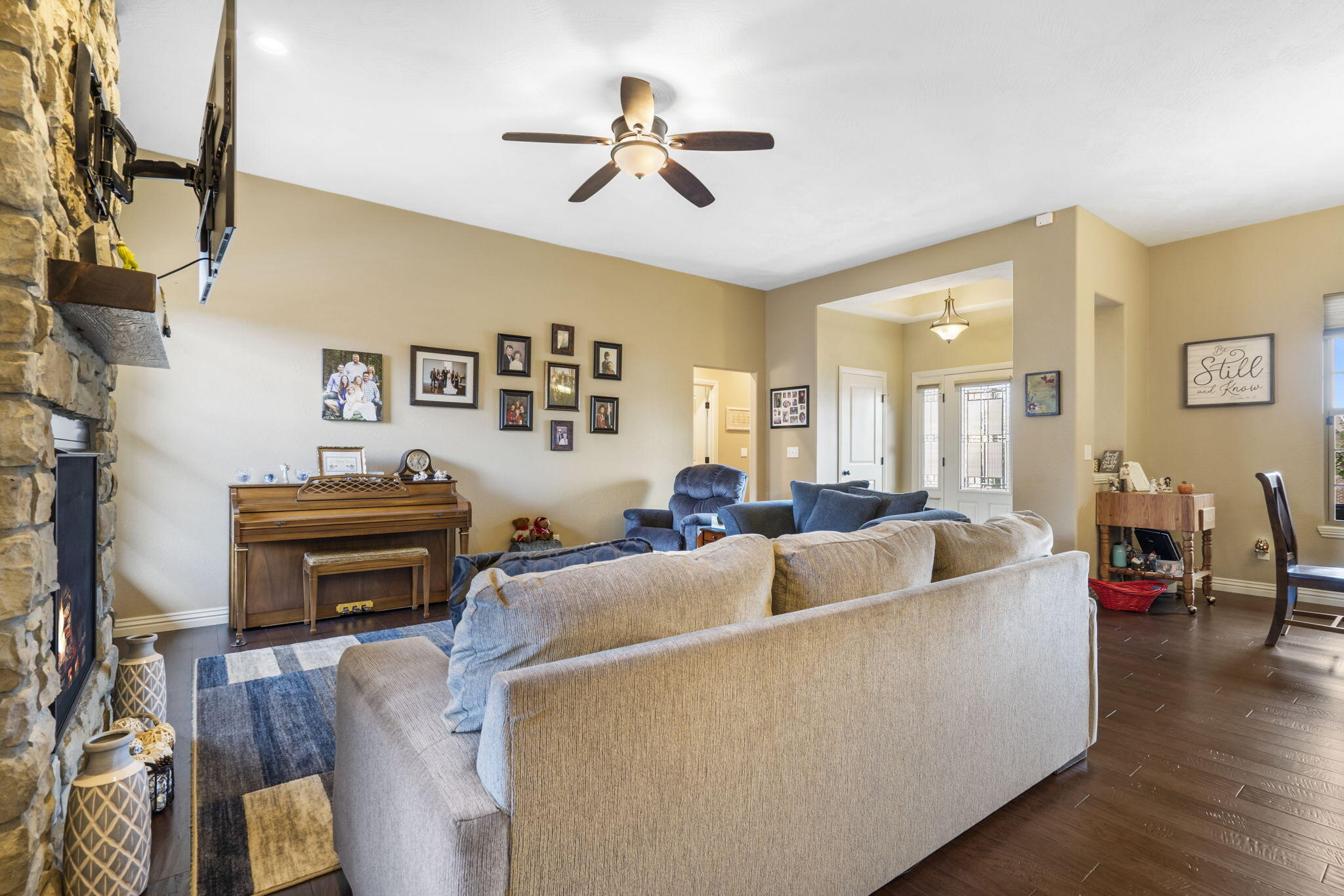 1413 North Opportunity Avenue Property Photo 11