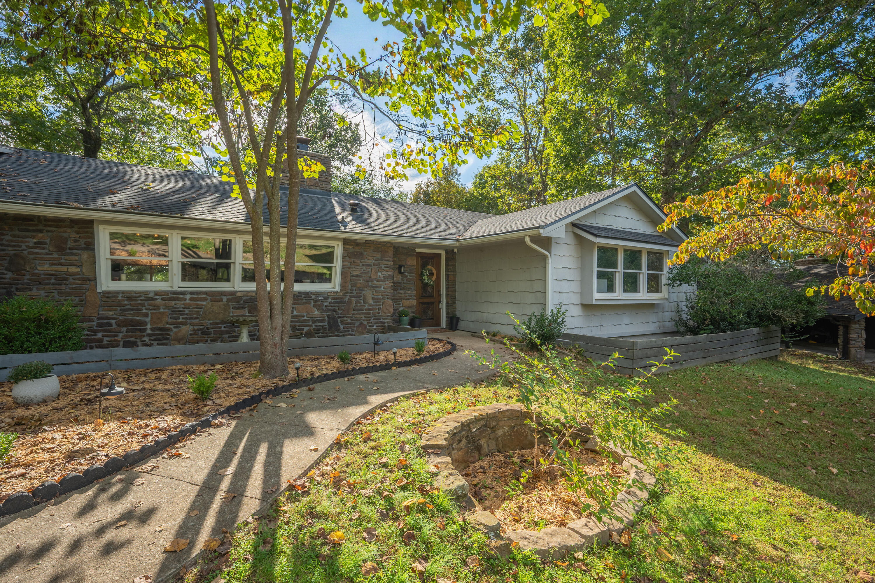 13 Wimbledon Way Property Photo 1