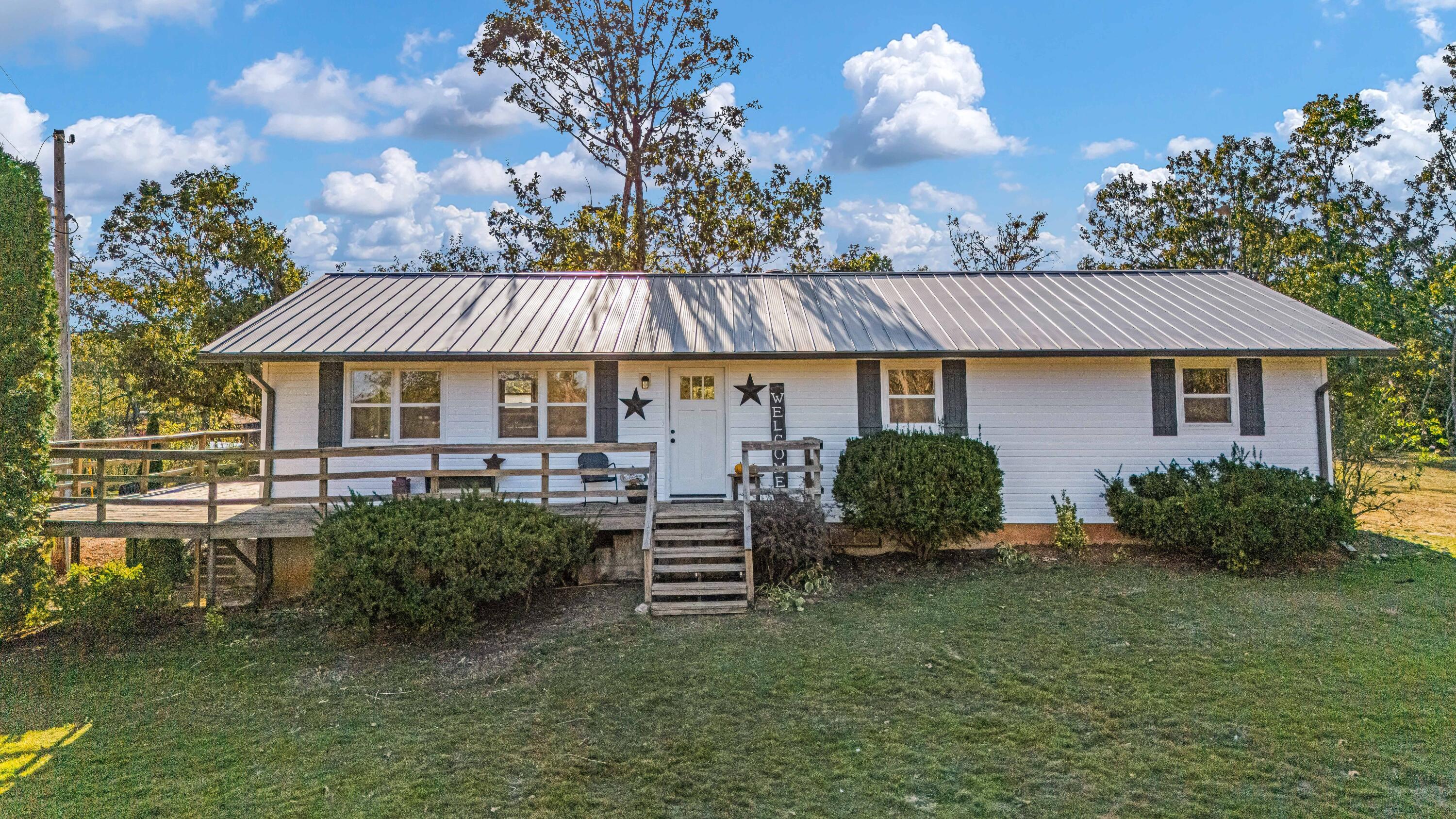2782 County Road 7440 Property Photo 2