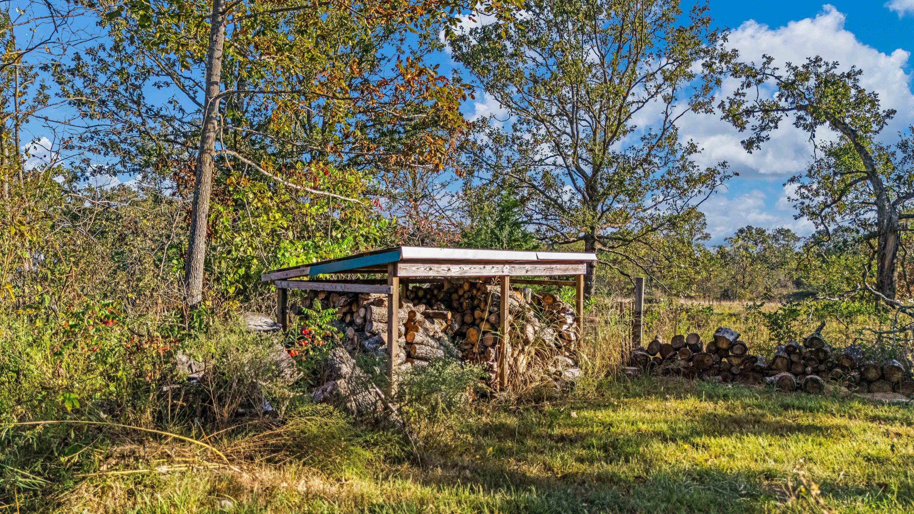 2782 County Road 7440 Property Photo 32