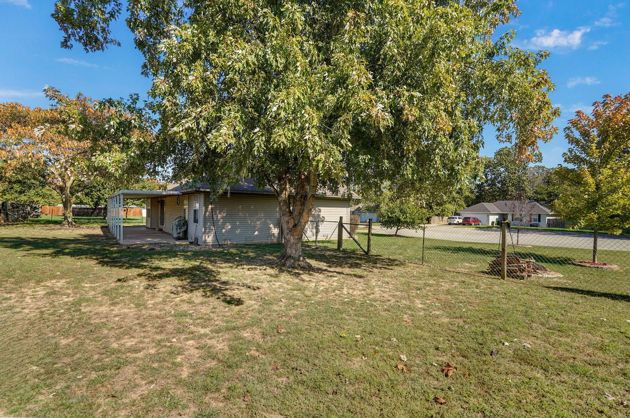 1813 Edgewood Drive Property Photo 28