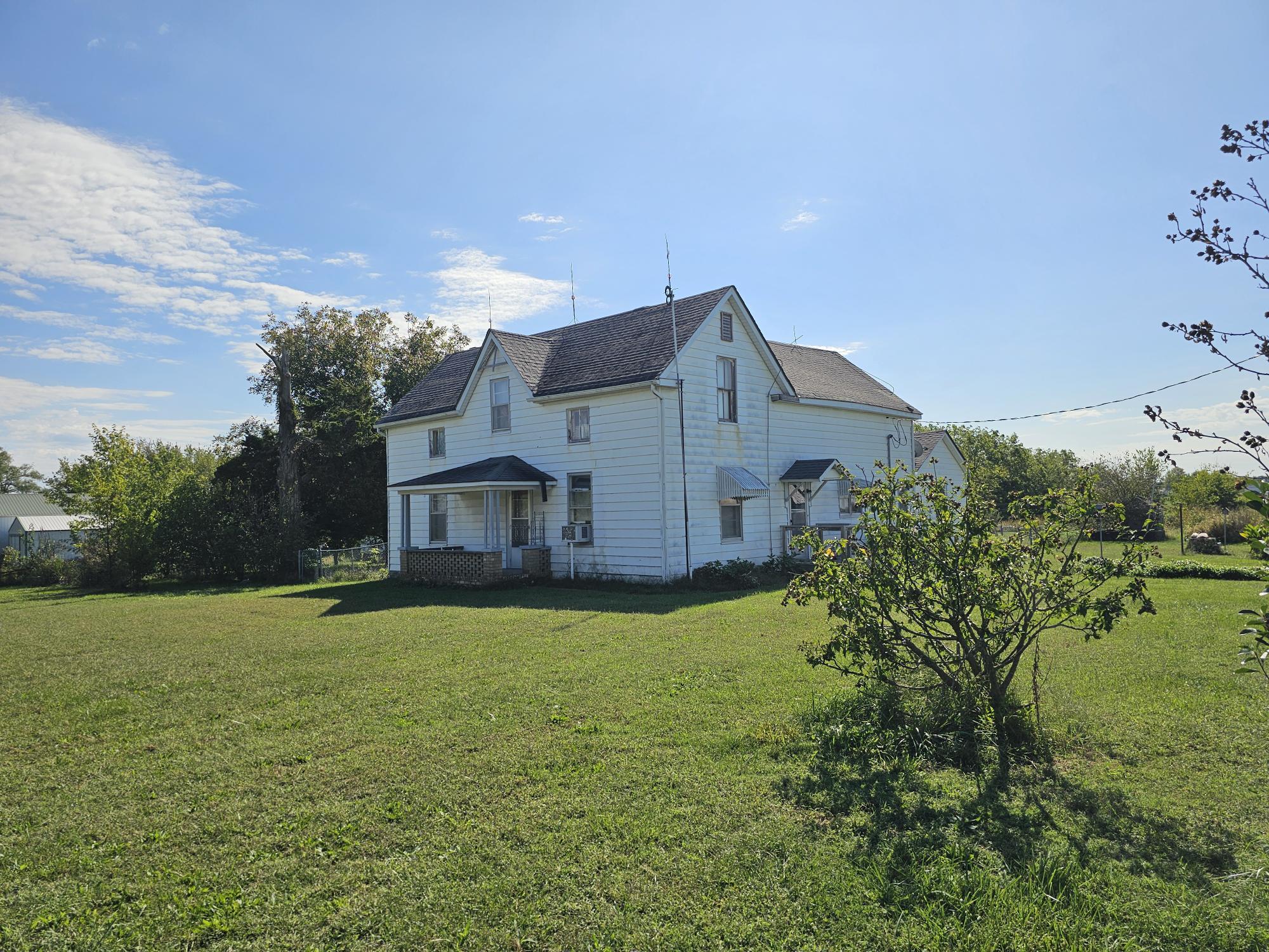 18002 State Highway H Property Photo 1