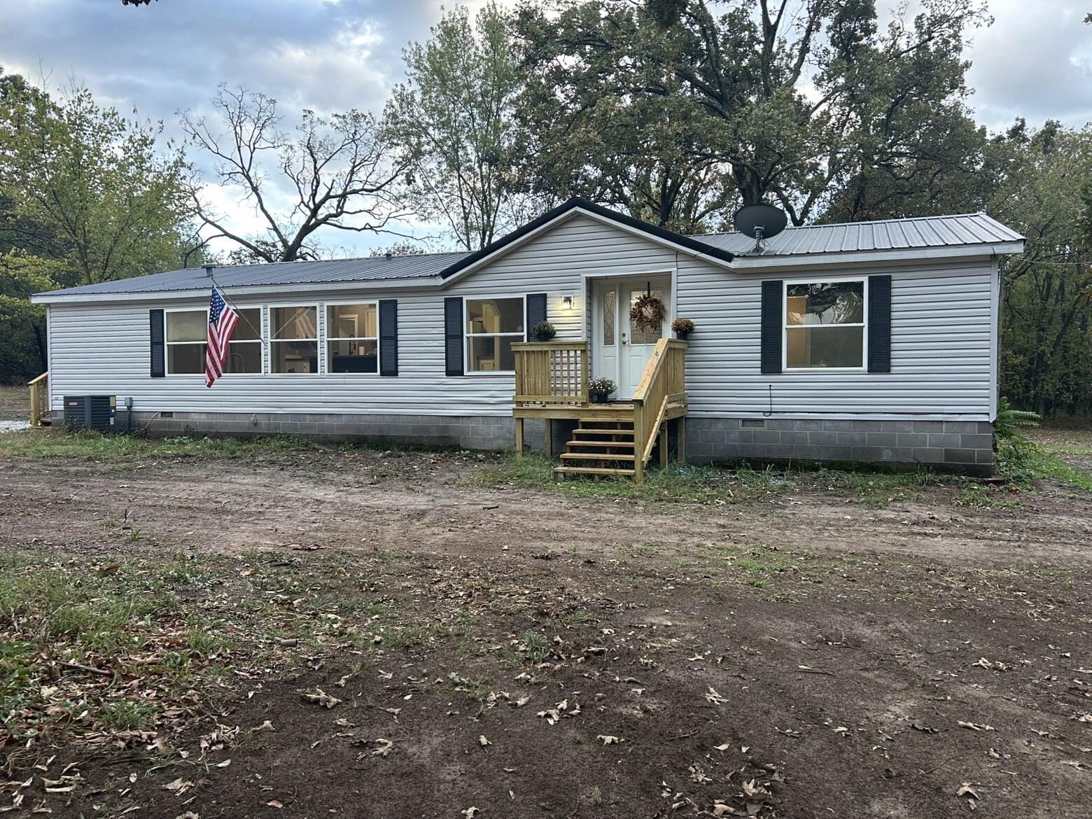 19182 Dannevik Lane Property Photo 1