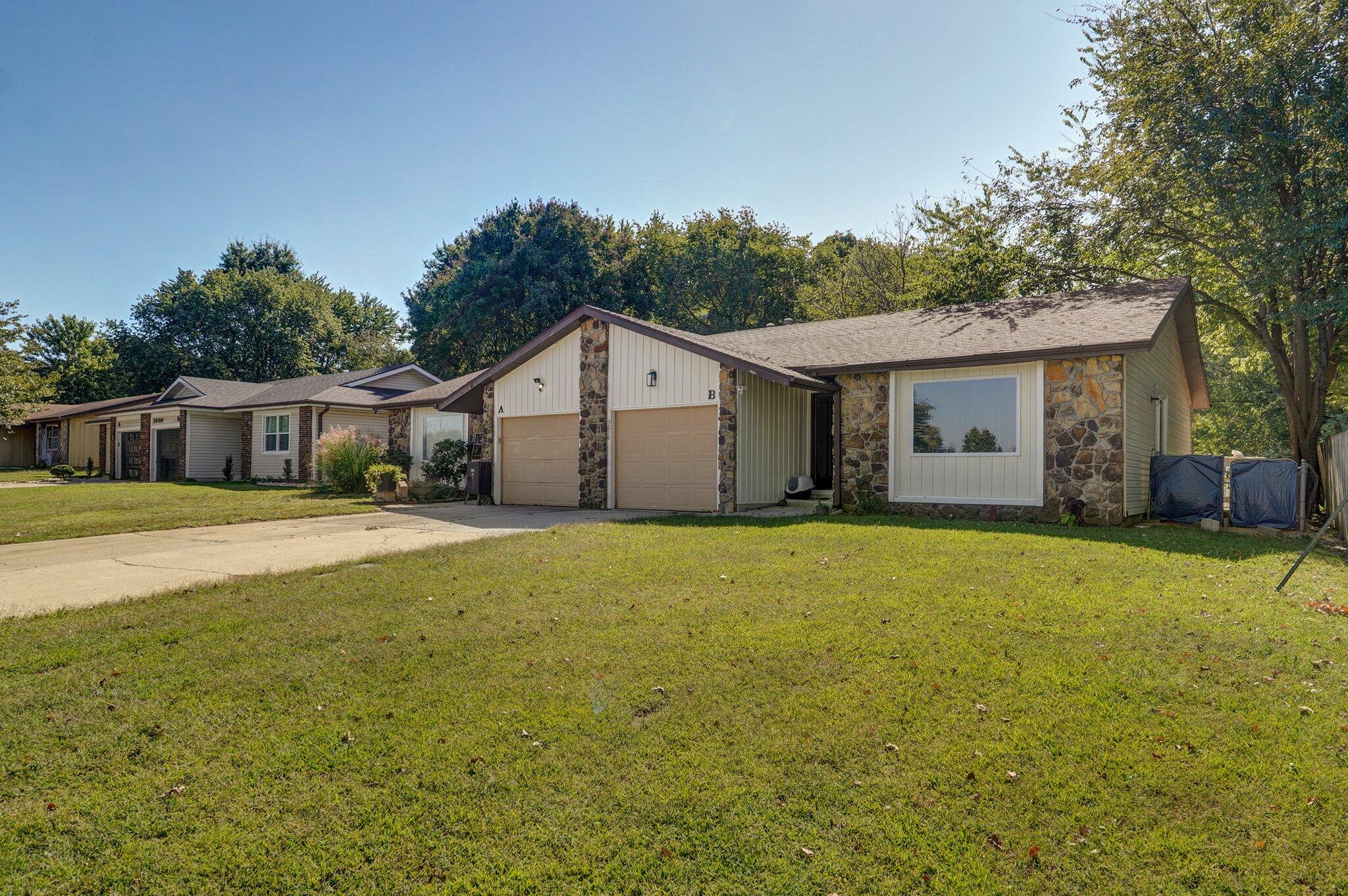 3016 West Roxbury Street Property Photo 4