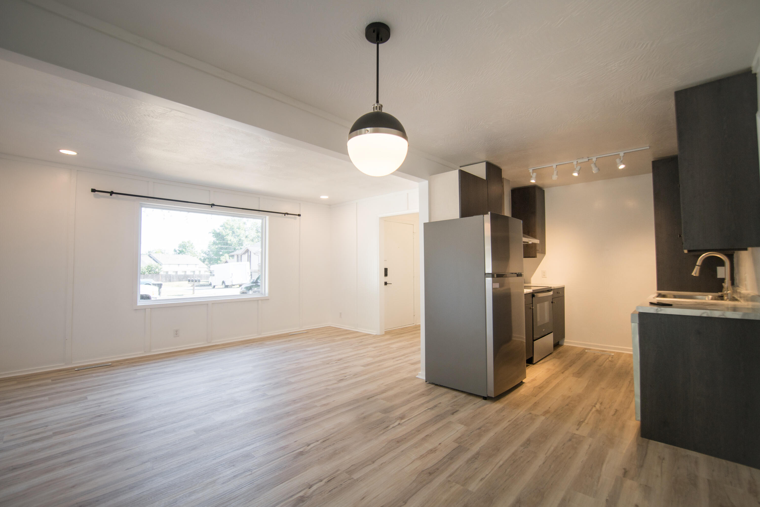 3016 West Roxbury Street Property Photo 8