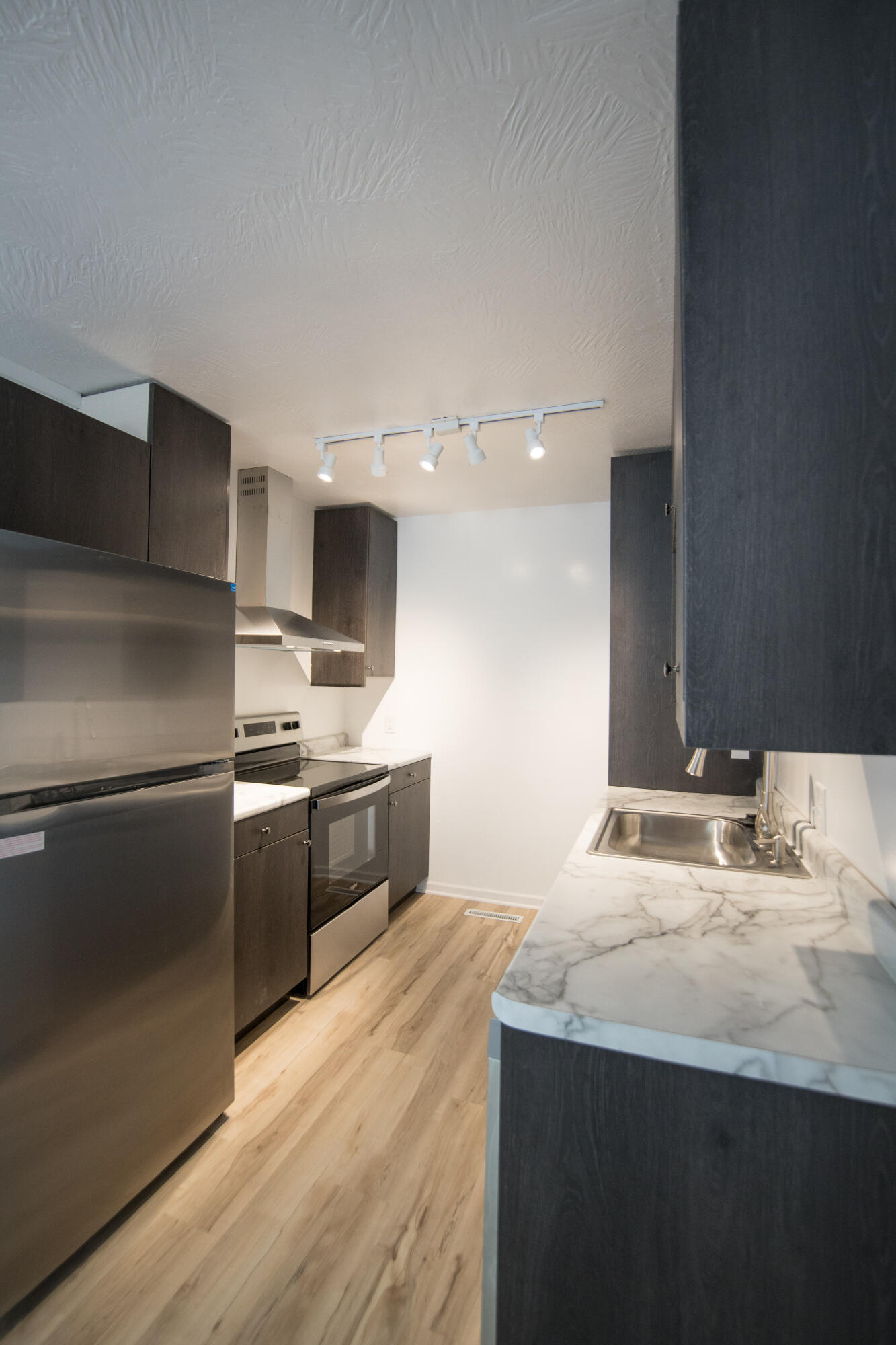 3016 West Roxbury Street Property Photo 9