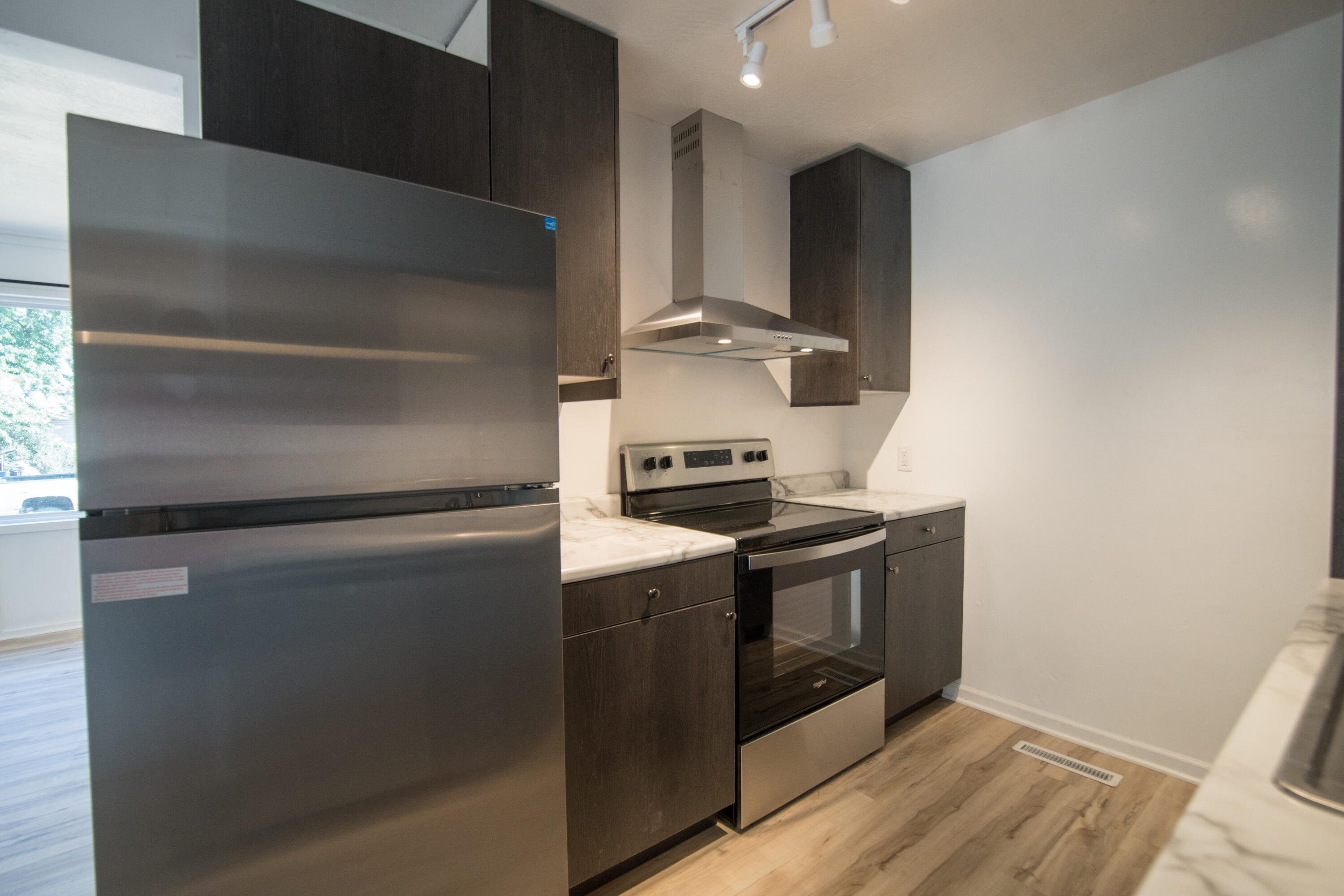 3016 West Roxbury Street Property Photo 10