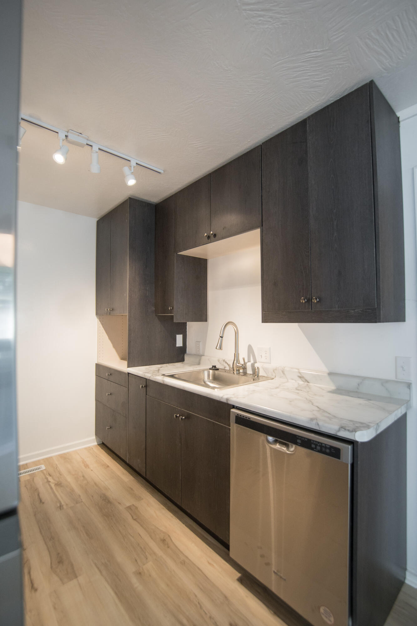 3016 West Roxbury Street Property Photo 11