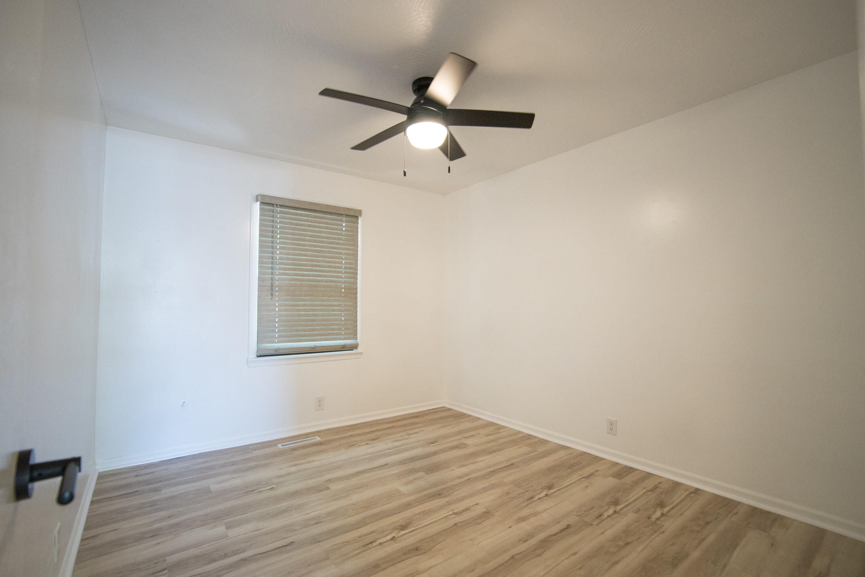 3016 West Roxbury Street Property Photo 13