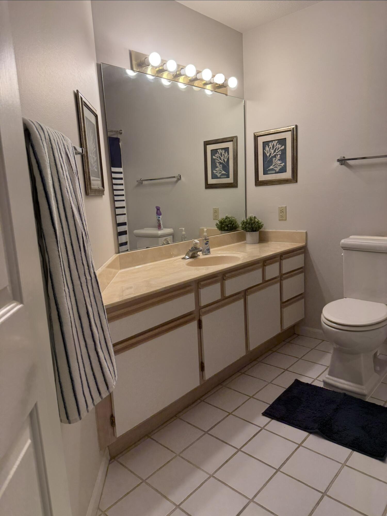 255 Wimbledon Drive 6 Property Photo 16