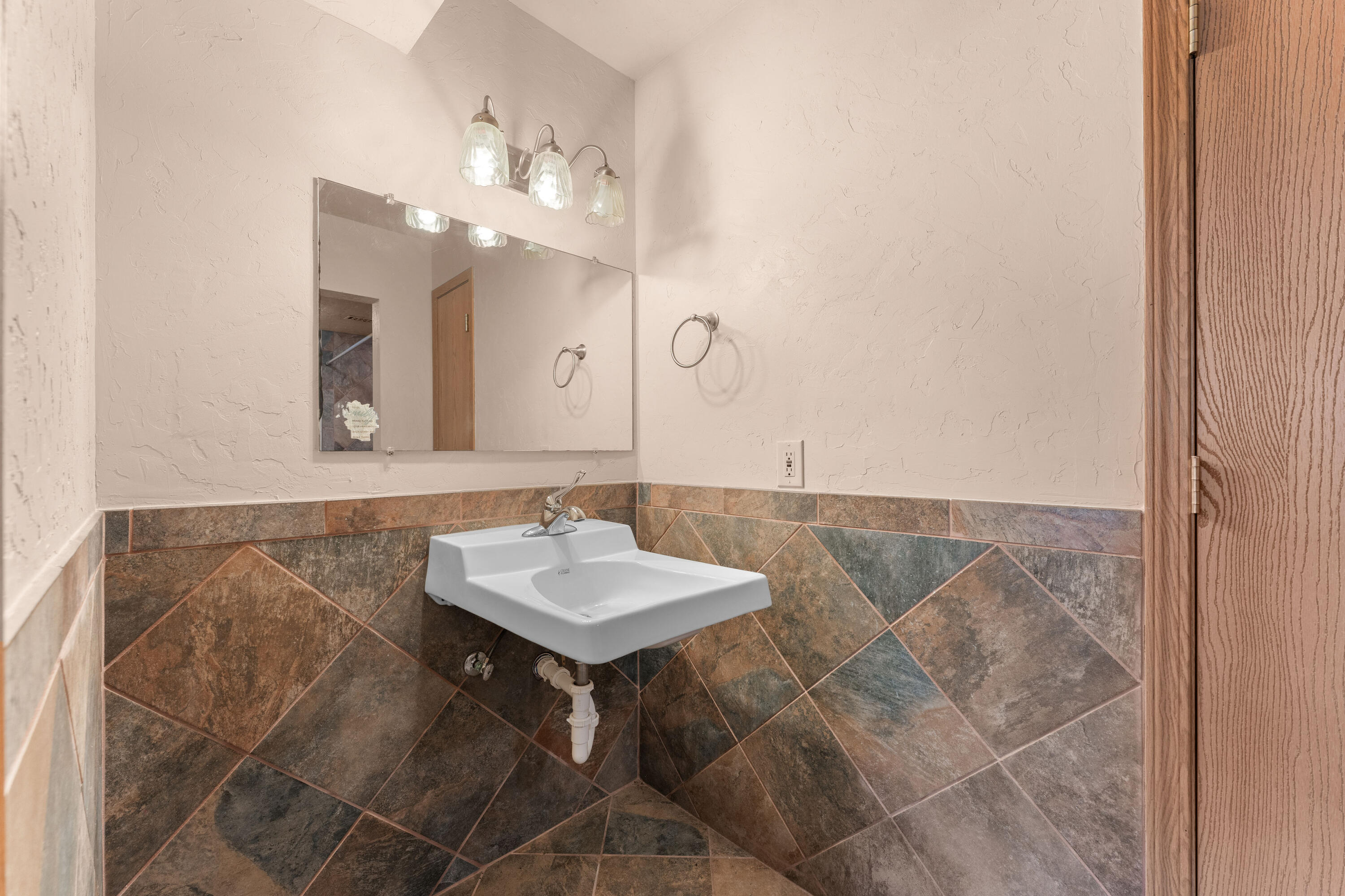 2819 Katella Lane Property Photo 21
