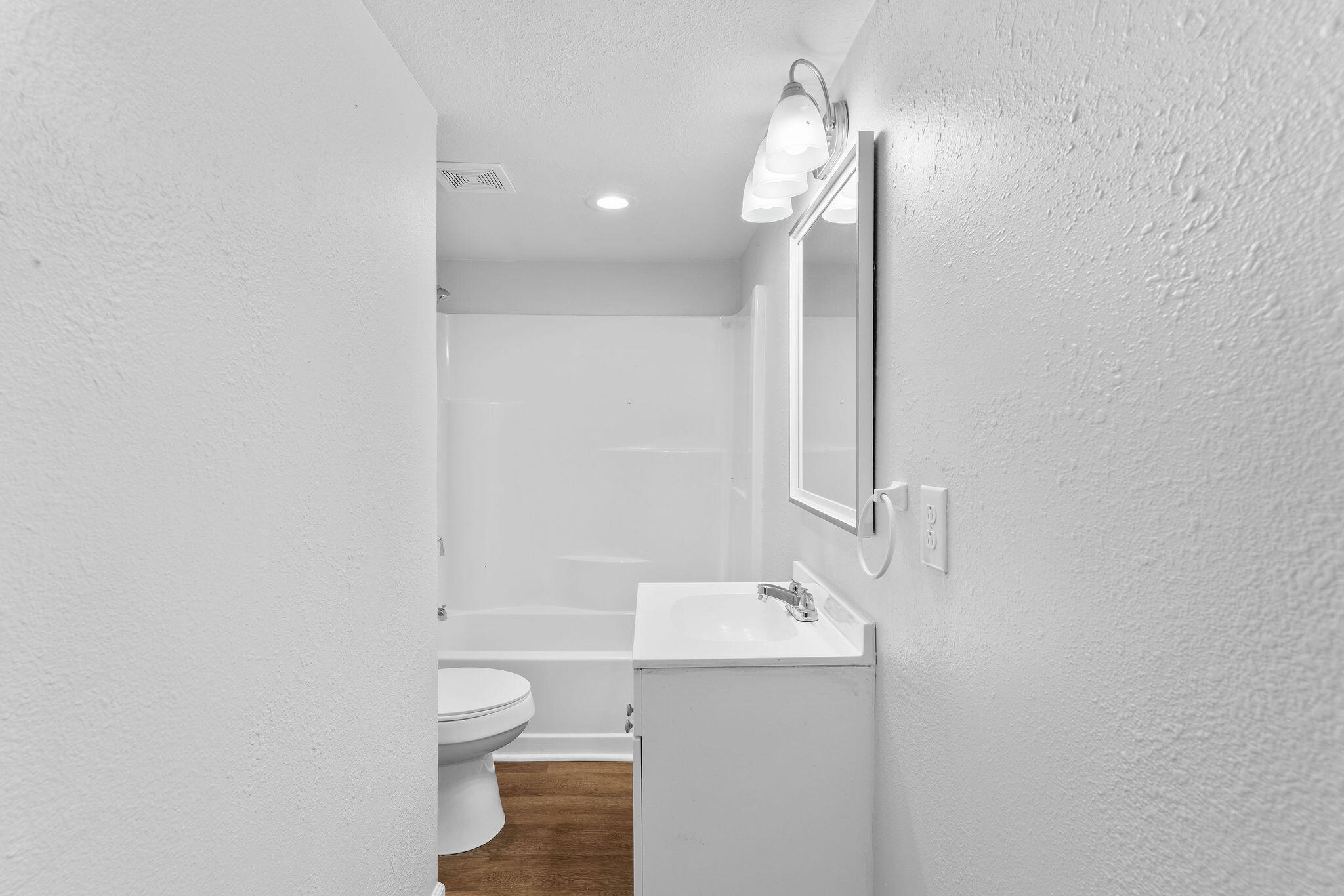 626 North Phelps Avenue Property Photo 16