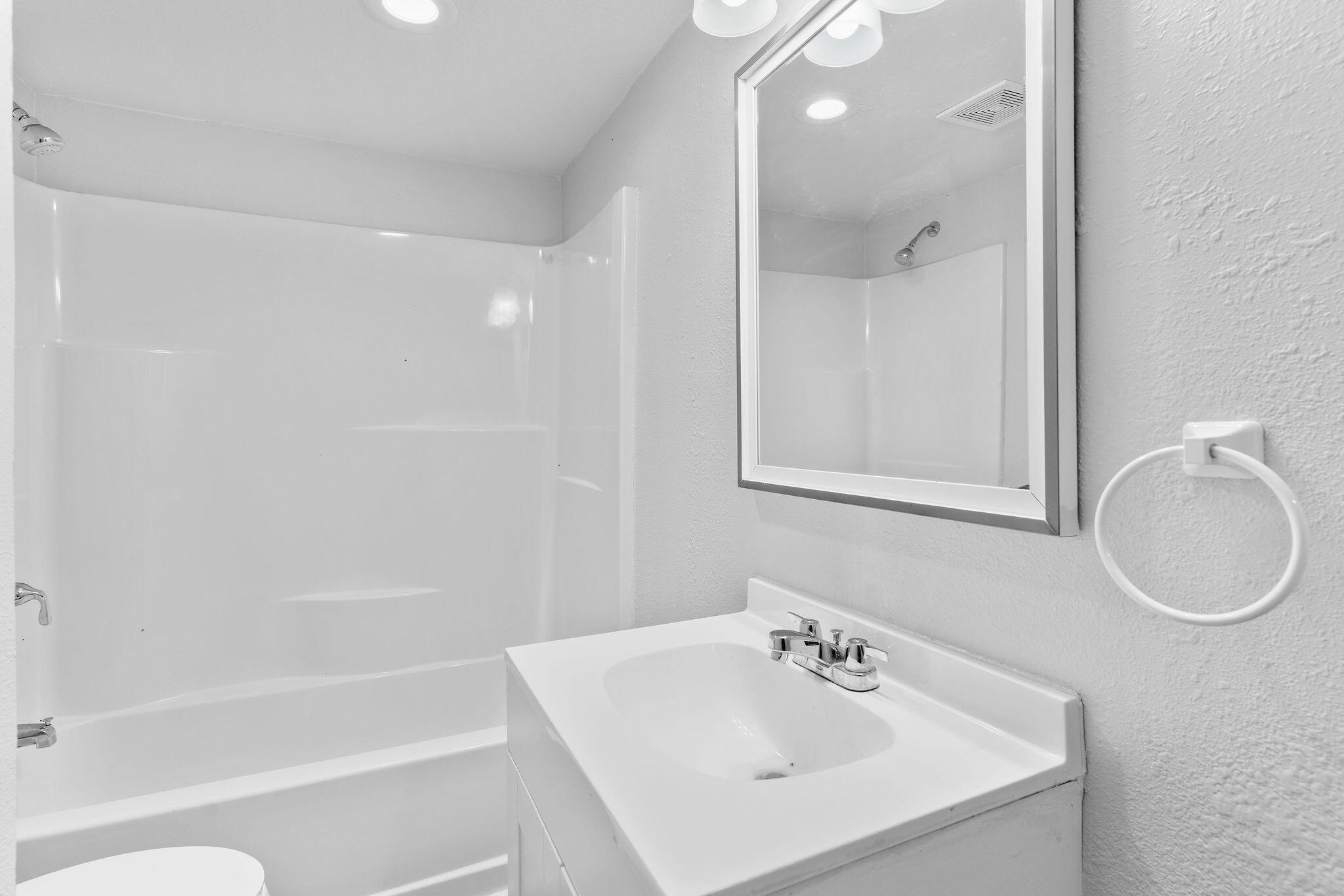 626 North Phelps Avenue Property Photo 17