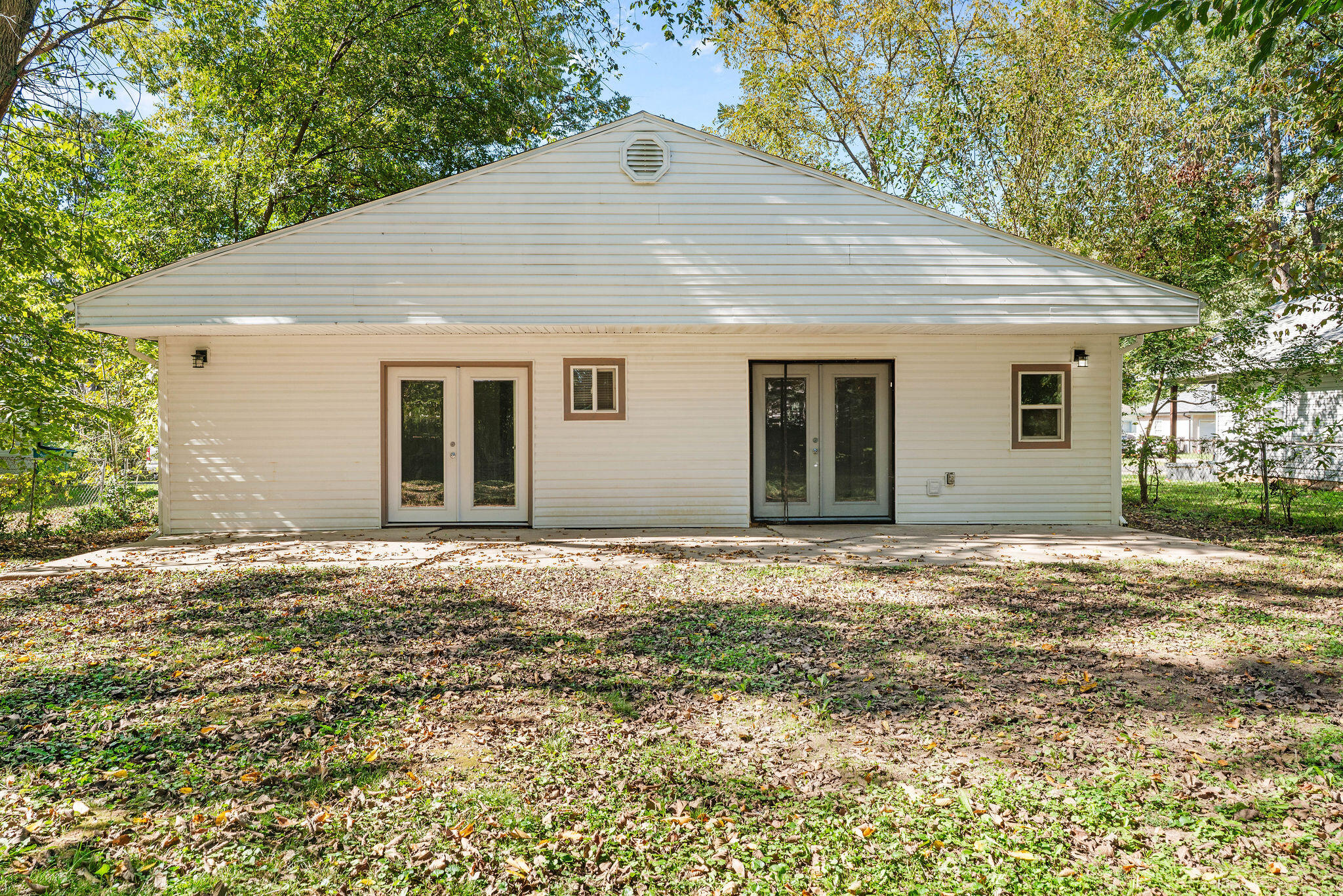 626 North Phelps Avenue Property Photo 25