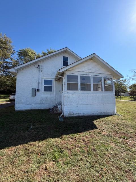 407 South Elm Street Property Photo 2