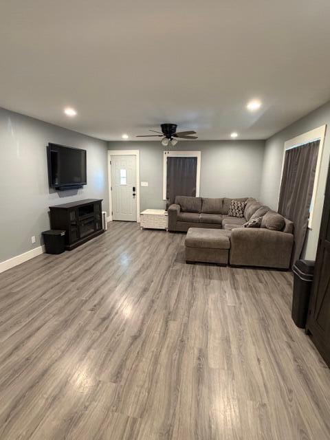 407 South Elm Street Property Photo 5