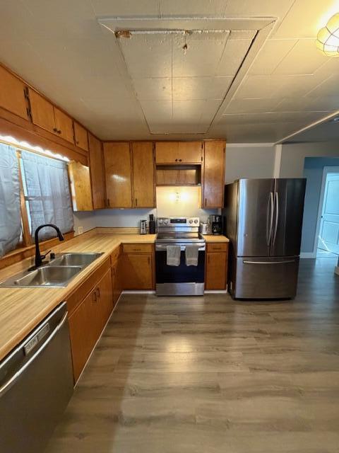 407 South Elm Street Property Photo 9