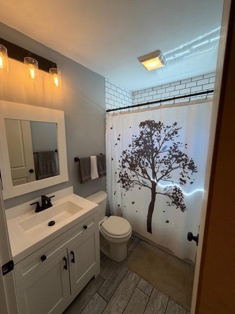 407 South Elm Street Property Photo 14