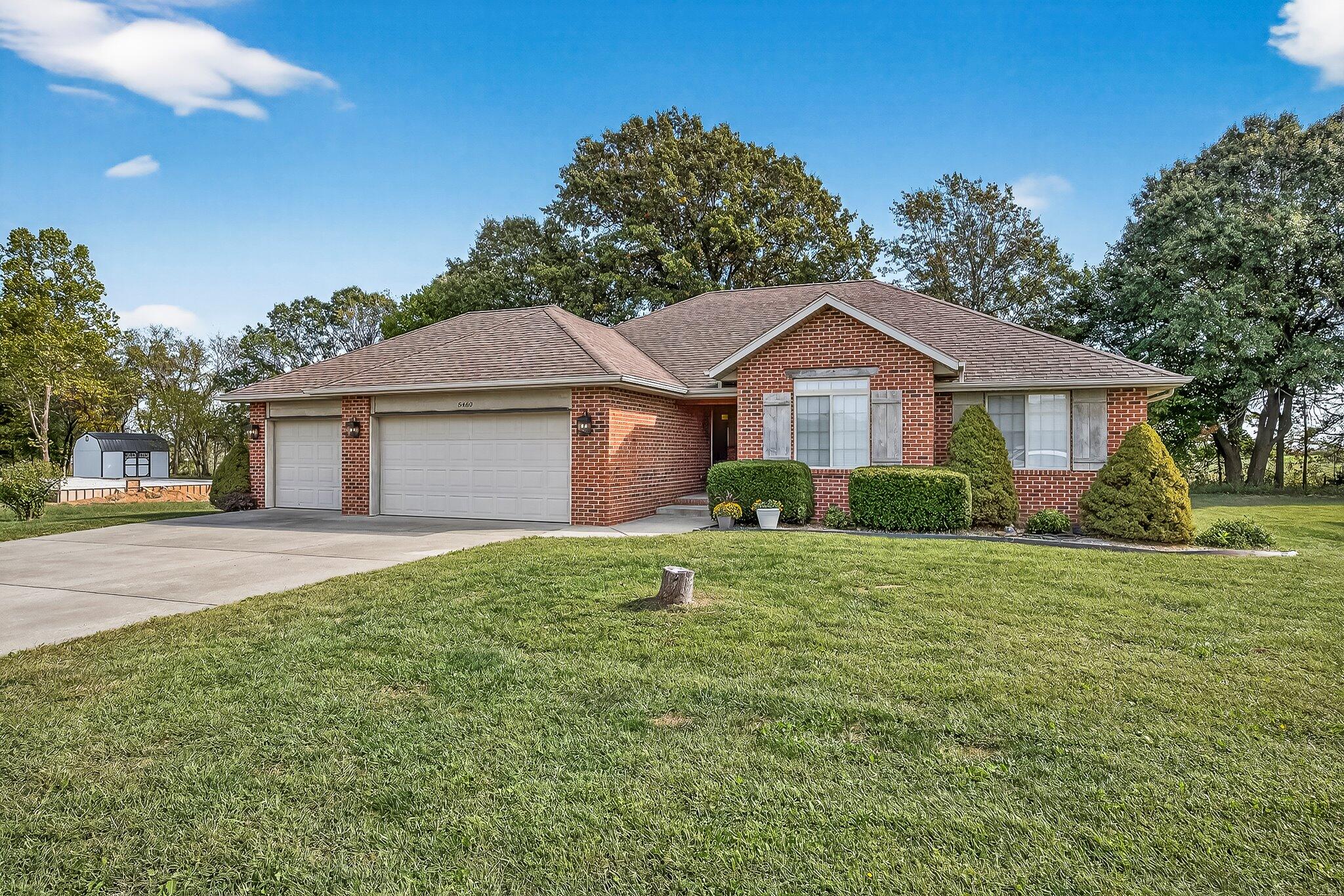 5460 Anita Avenue Property Photo 1