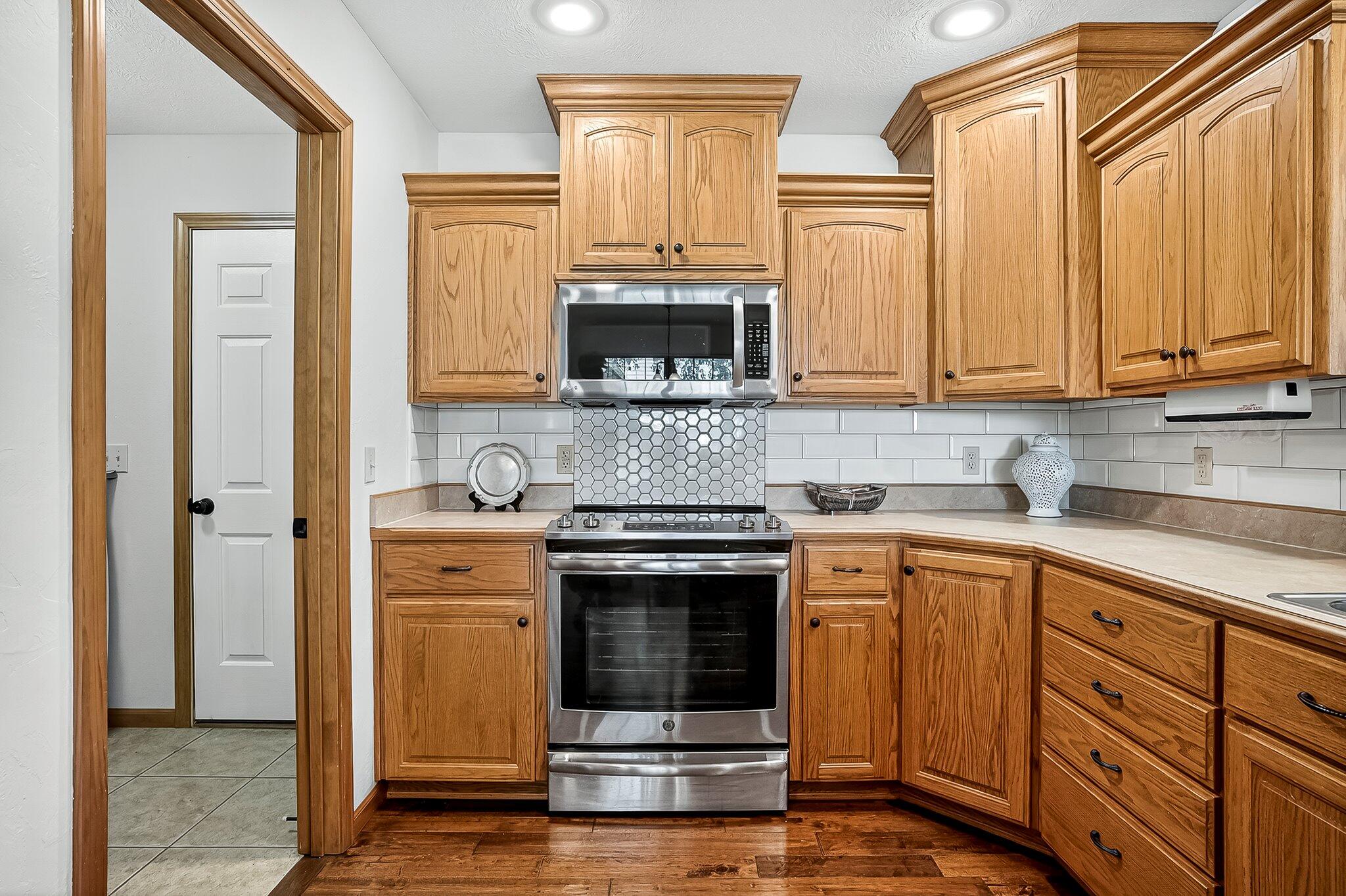 5460 Anita Avenue Property Photo 13