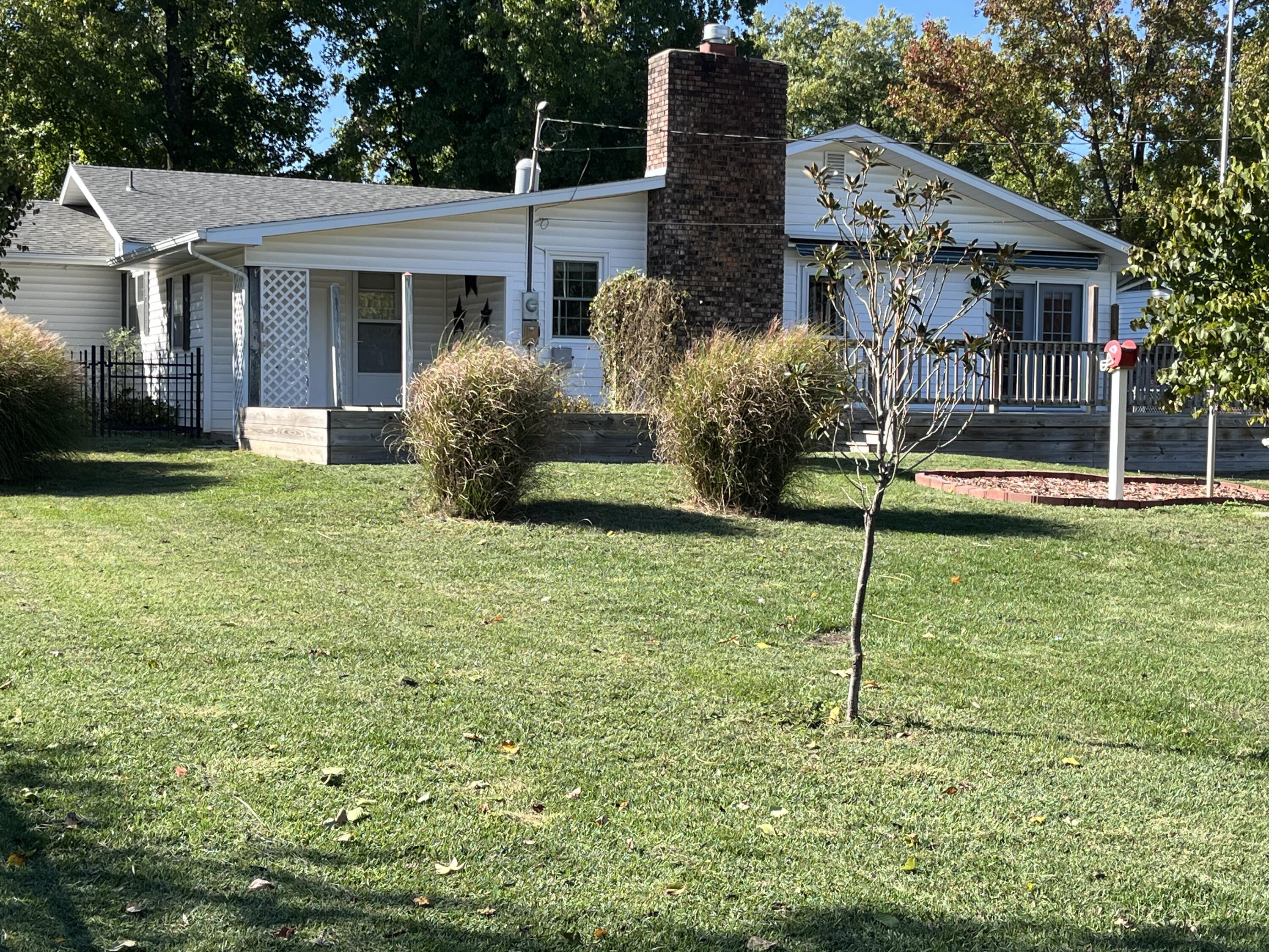 1220 Tyler Street Property Photo 5