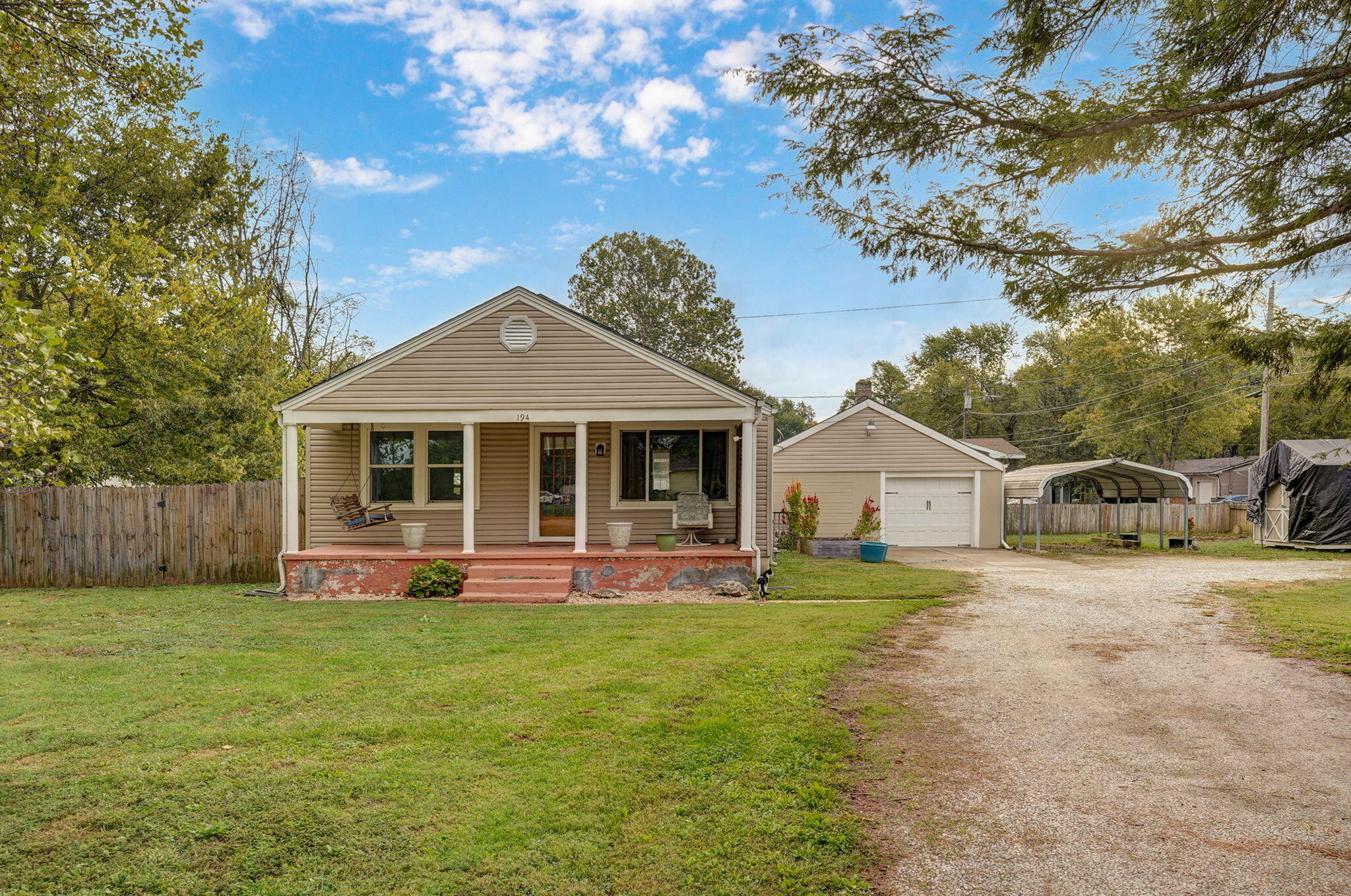 1944 South Farm Road 133 Property Photo 2