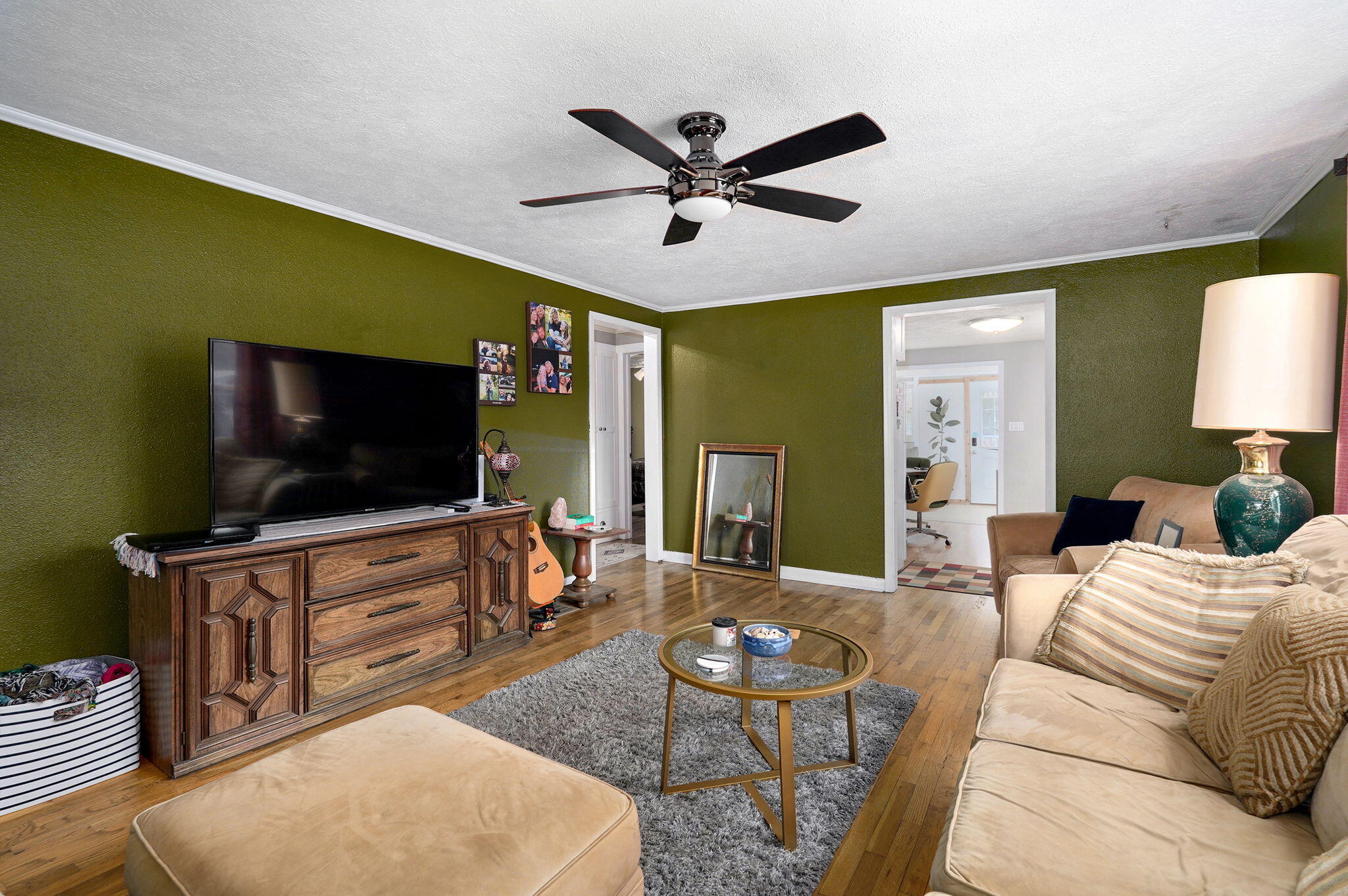 1944 South Farm Road 133 Property Photo 10