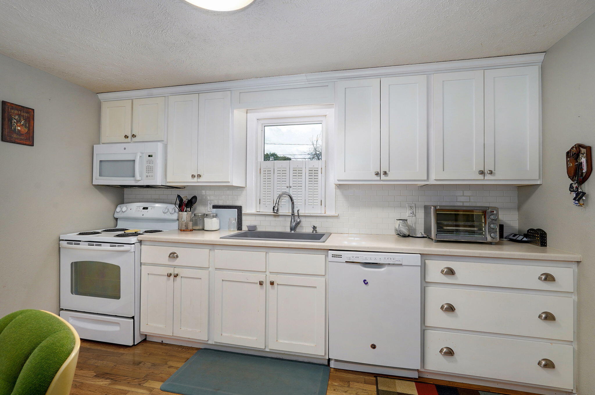 1944 South Farm Road 133 Property Photo 13