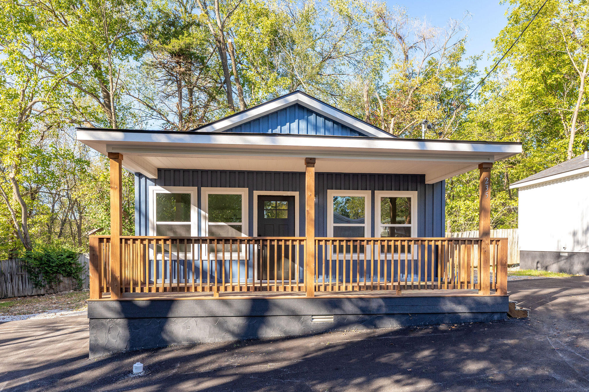 235 Sagers Lane Property Photo 1