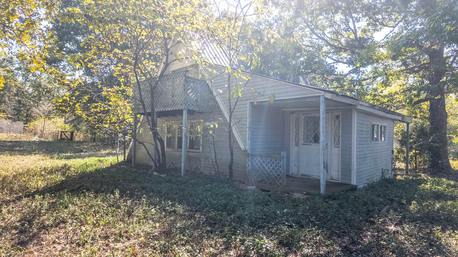 20256 Highway V Property Photo 4