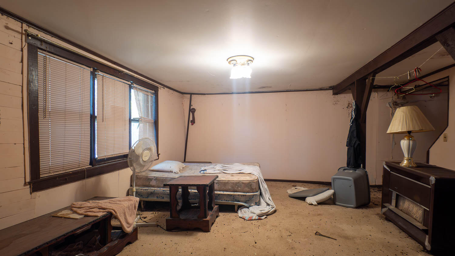 20256 Highway V Property Photo 7