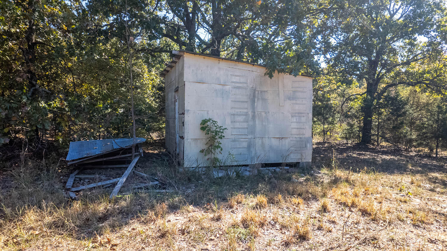 20256 Highway V Property Photo 26