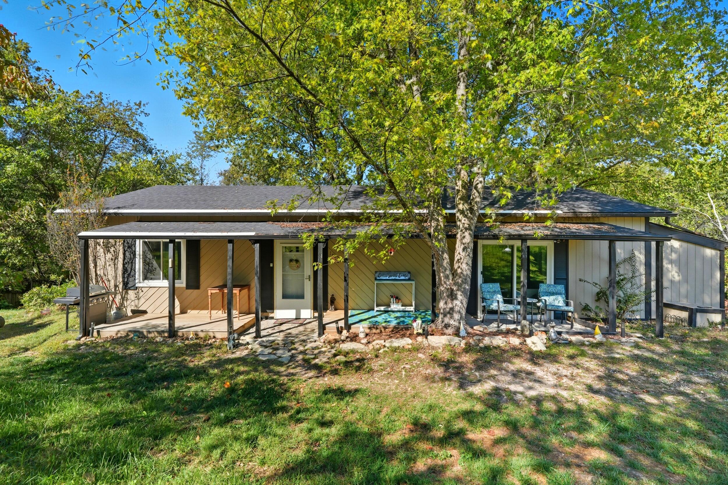 1518 Jones Road Property Photo 1