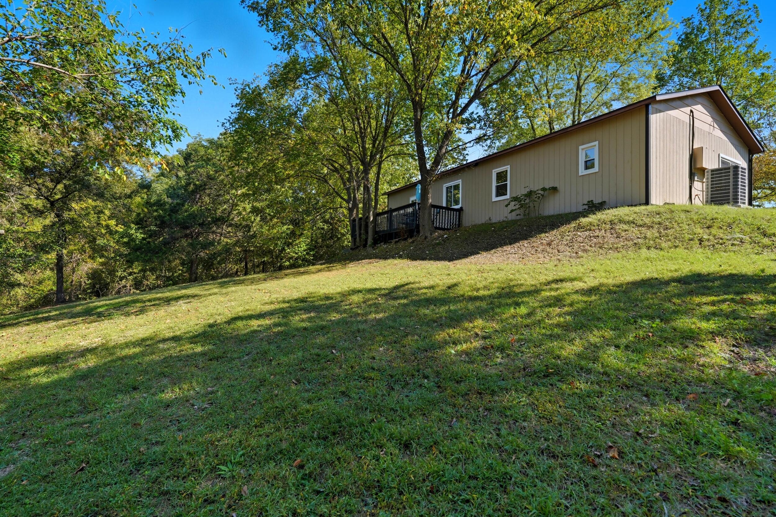 1518 Jones Road Property Photo 6
