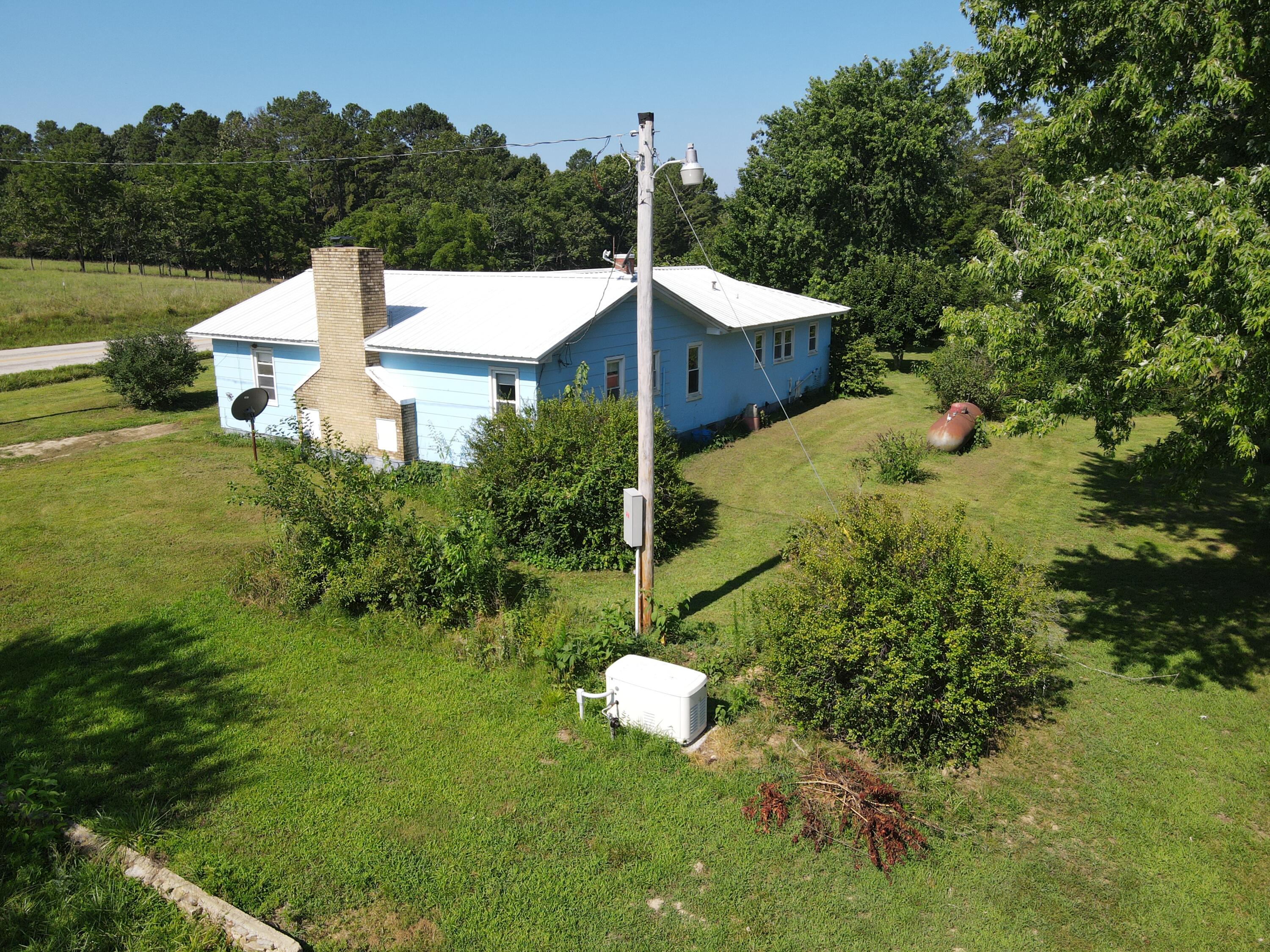 494 North T Highway Property Photo 4