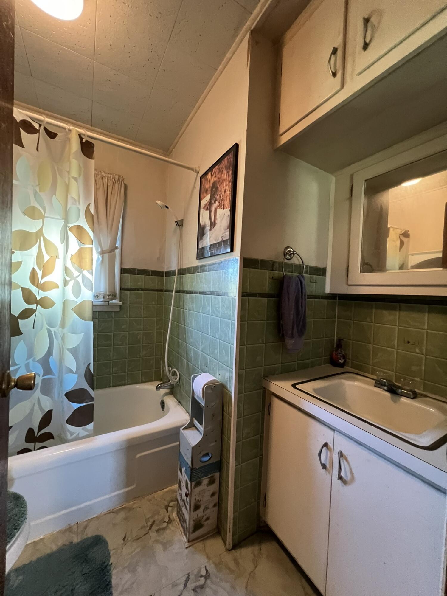494 North T Highway Property Photo 28