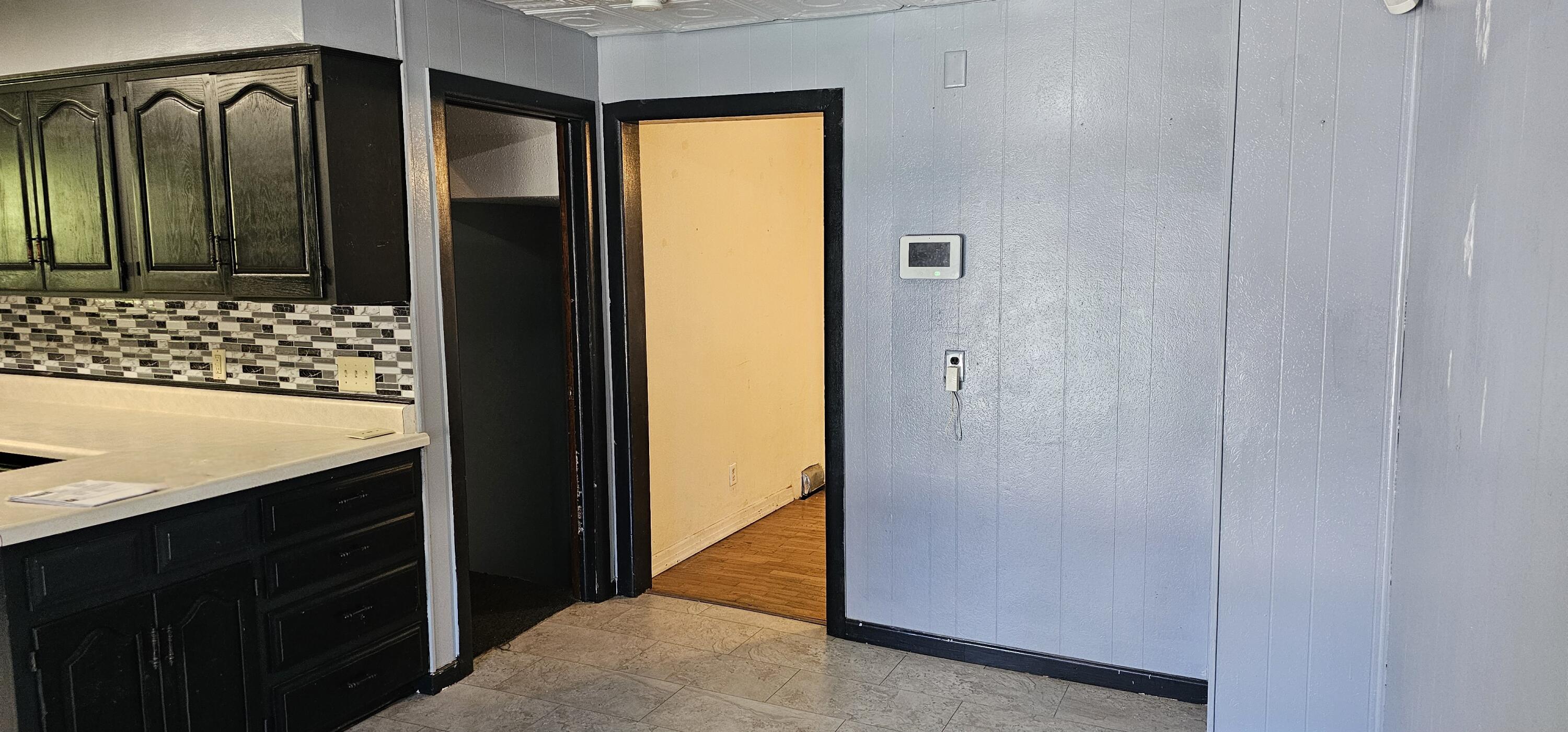 427 North Park Avenue Property Photo 5