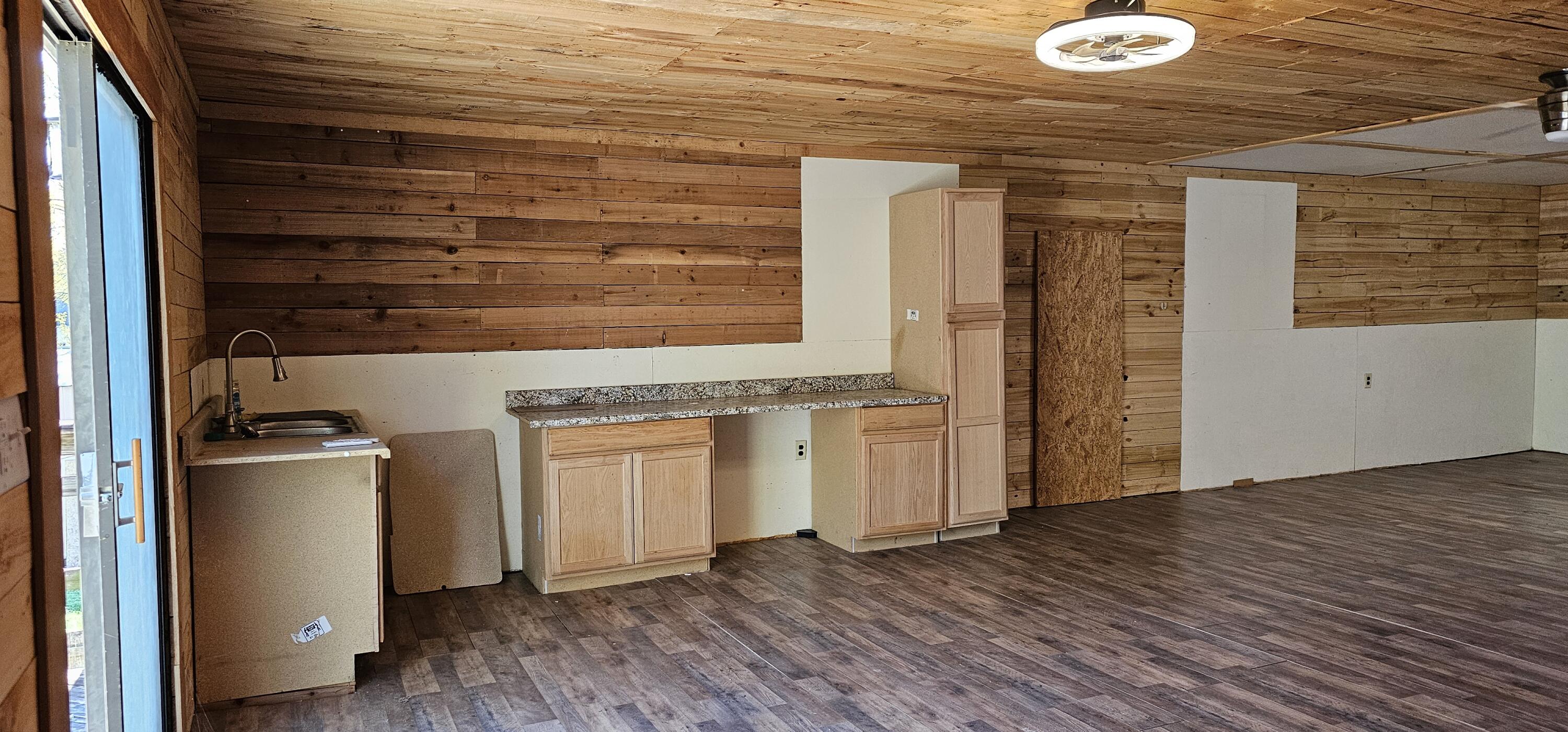 427 North Park Avenue Property Photo 21