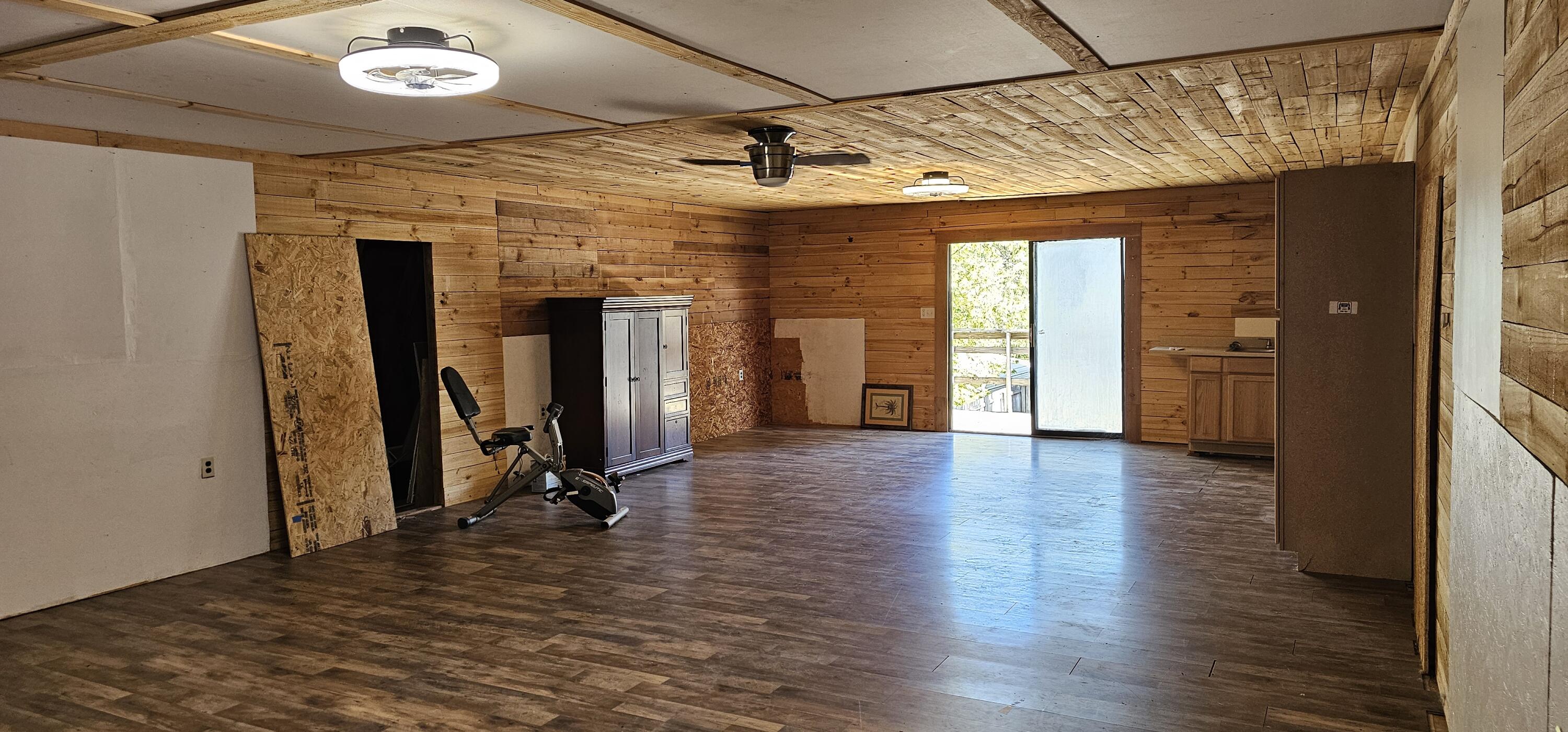 427 North Park Avenue Property Photo 22