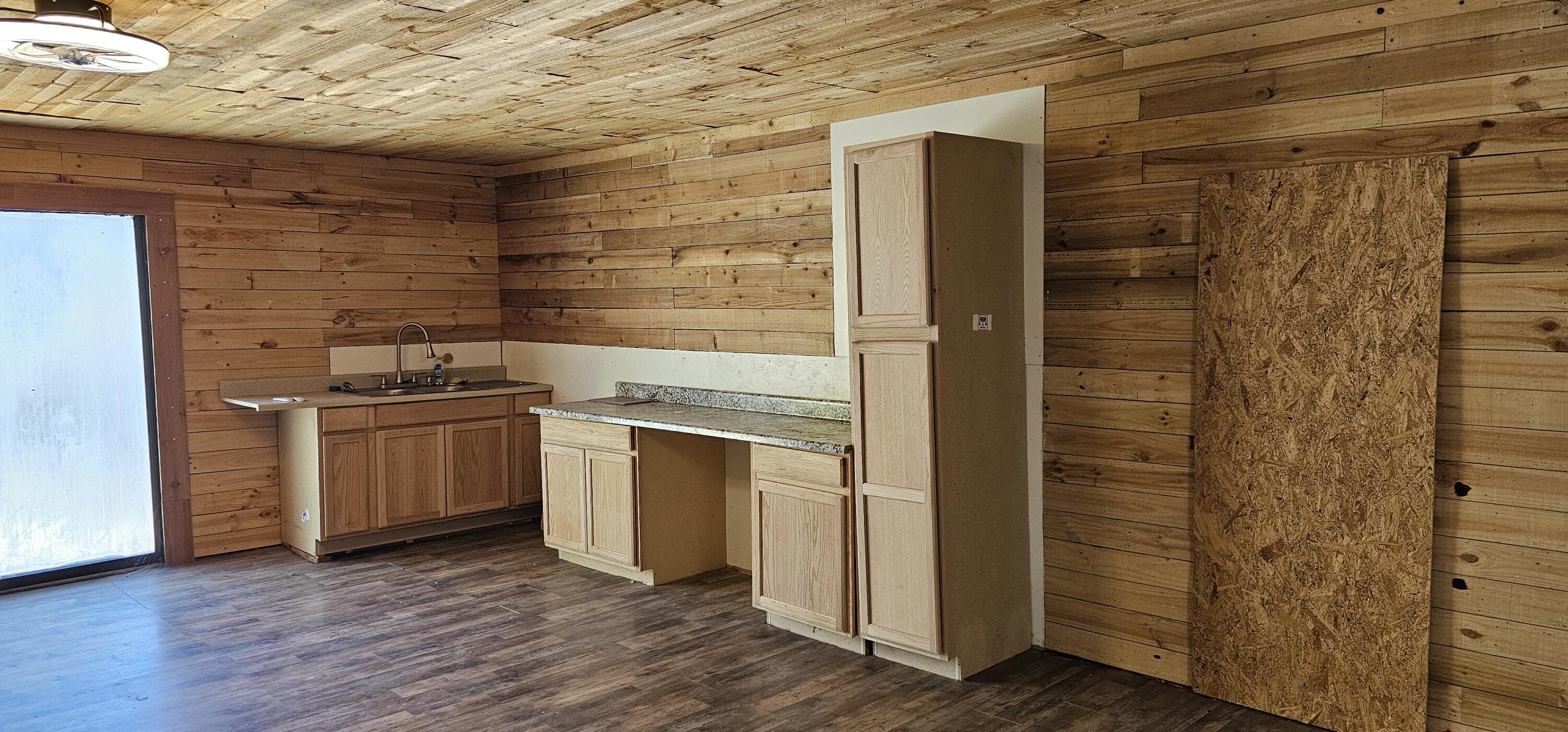 427 North Park Avenue Property Photo 24