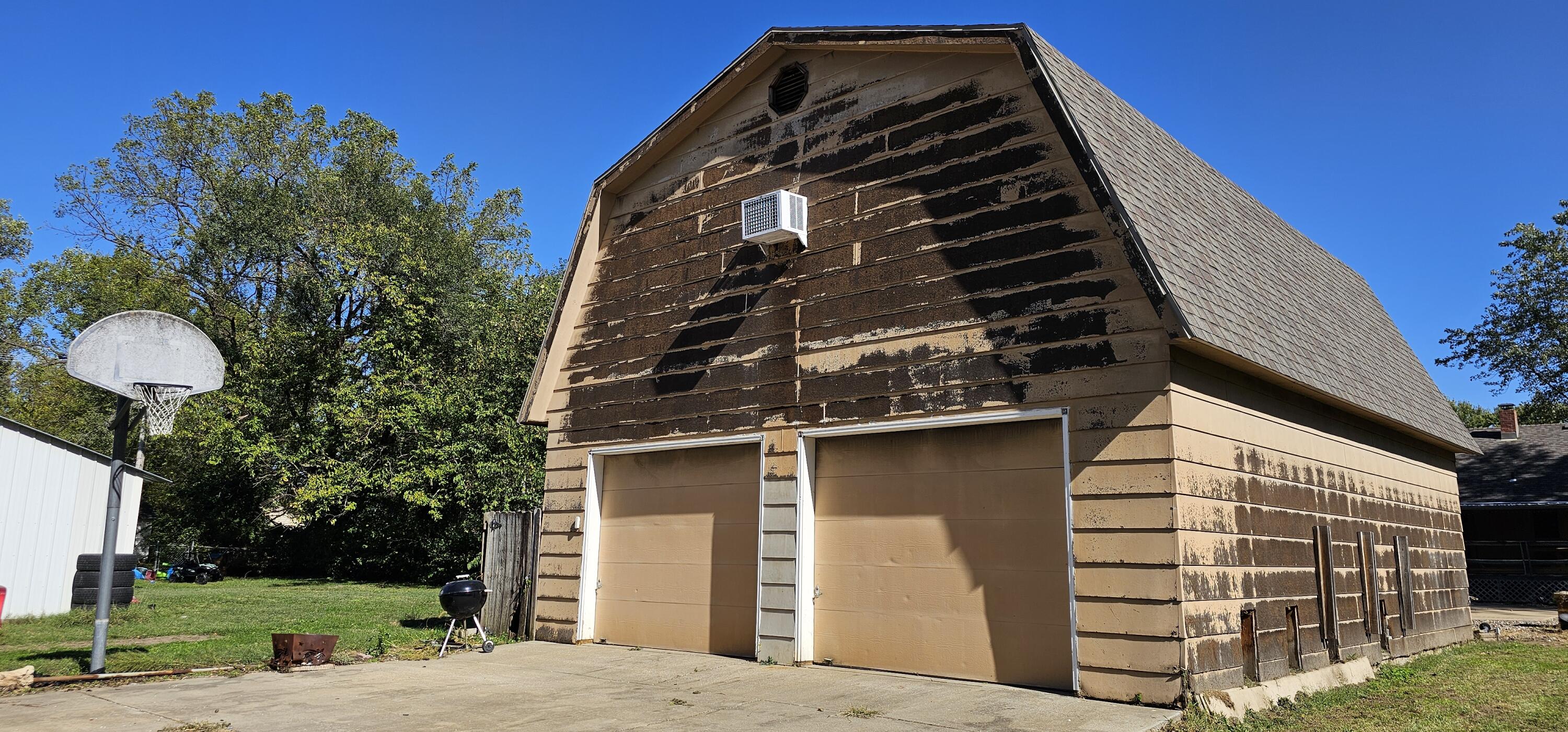 427 North Park Avenue Property Photo 34