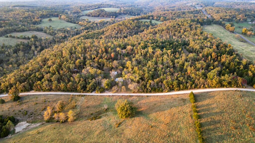 18927 Rocky Top Road Property Photo 1