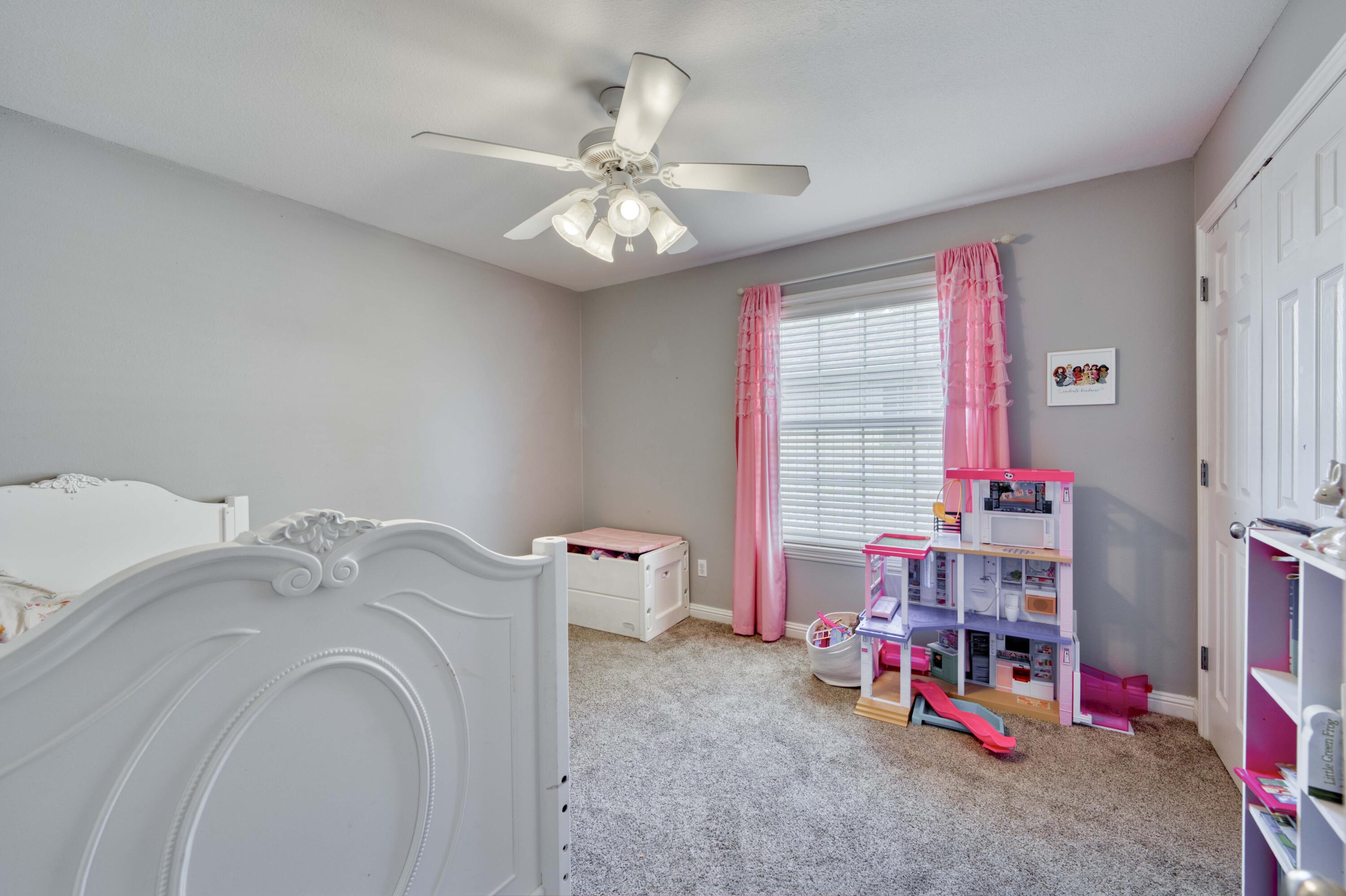 718 River Rock Court Property Photo 18