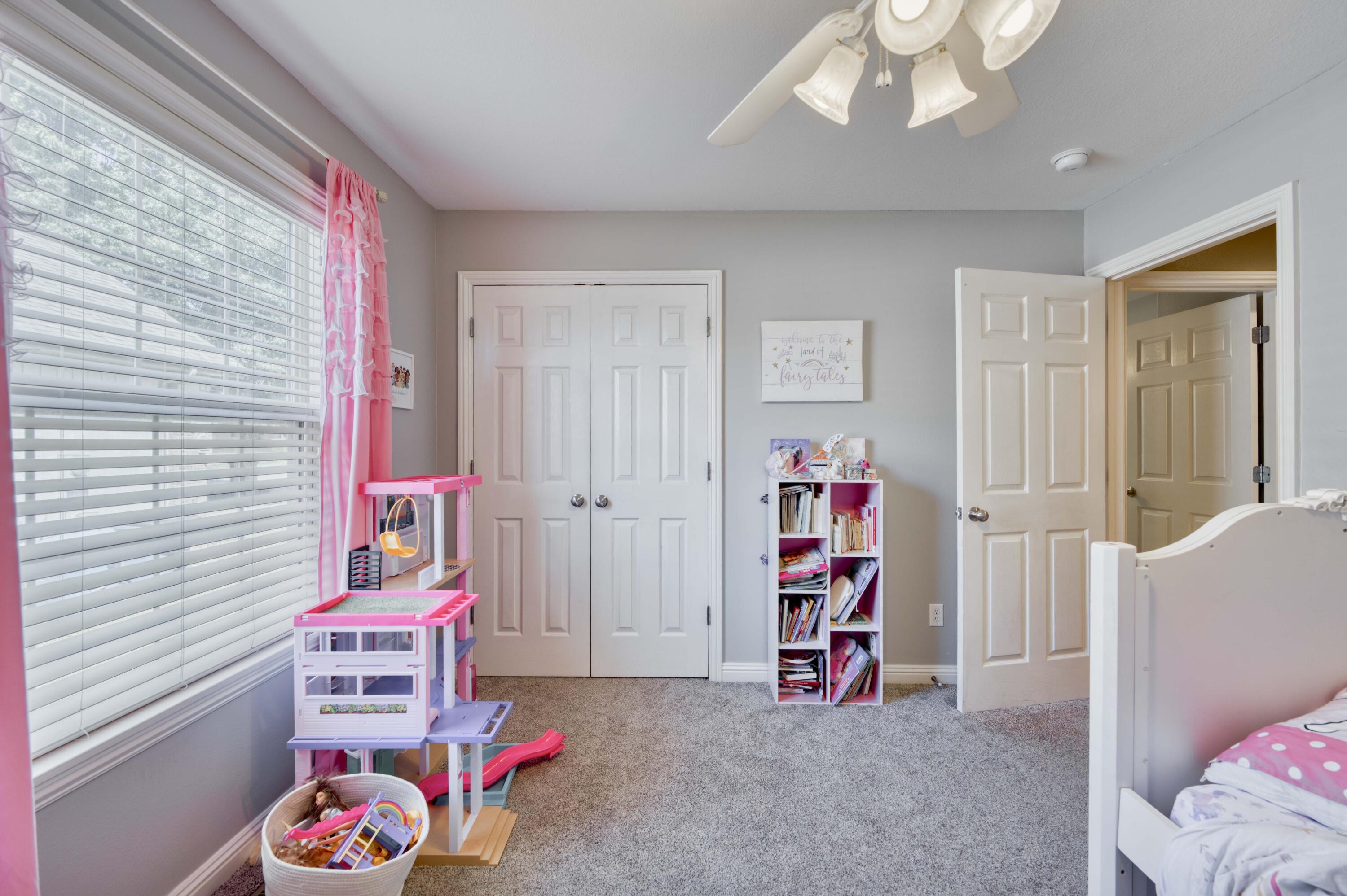 718 River Rock Court Property Photo 19