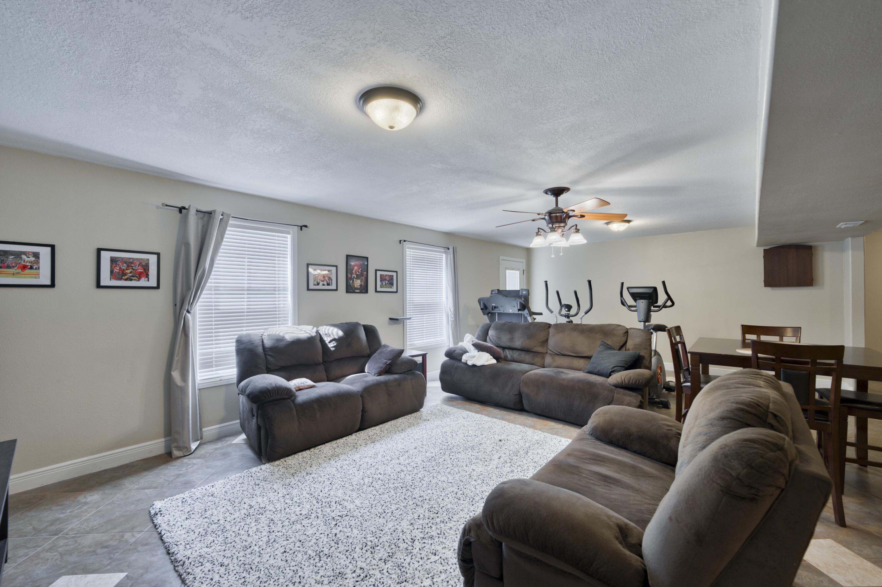 718 River Rock Court Property Photo 33