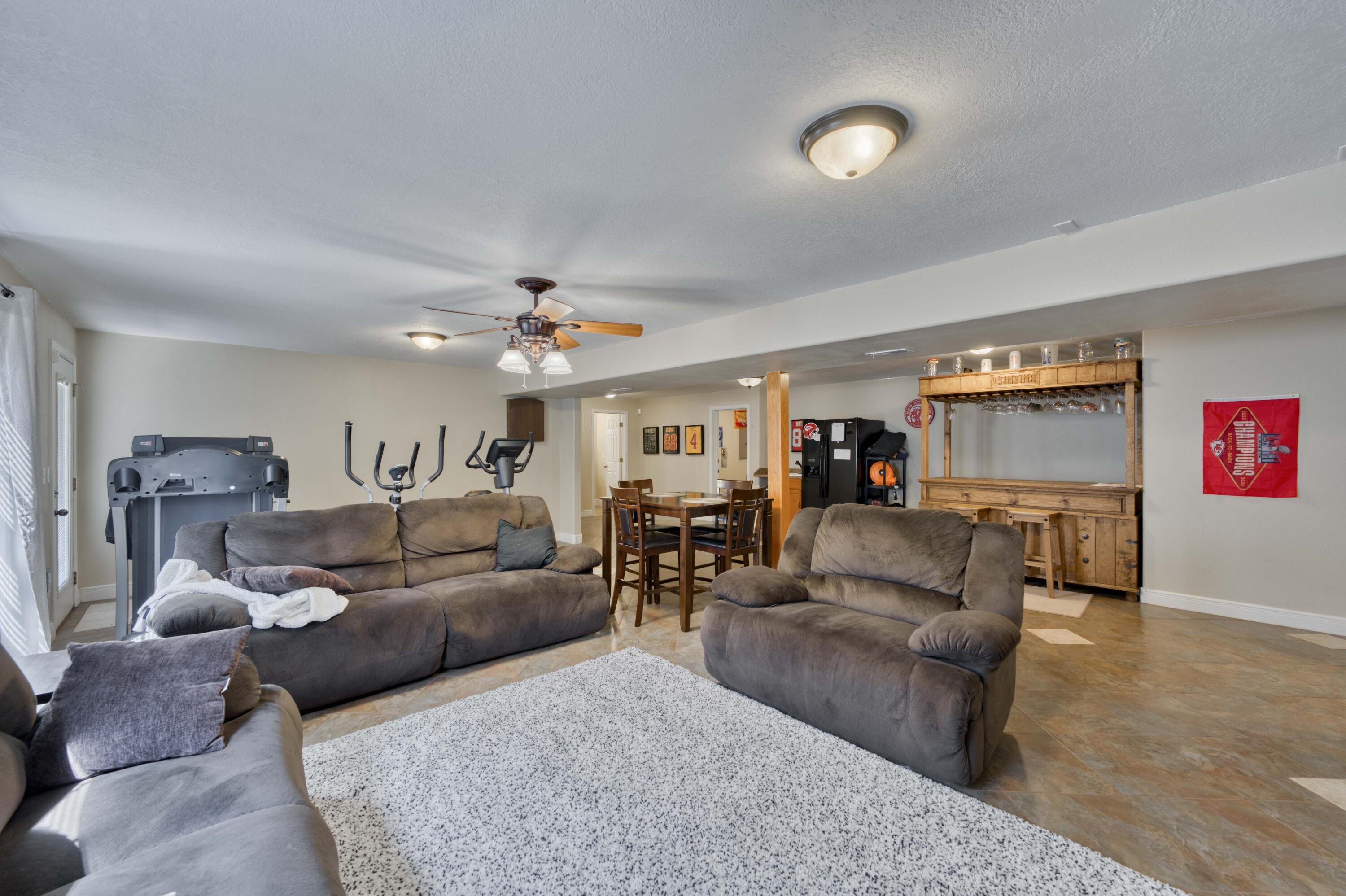 718 River Rock Court Property Photo 34