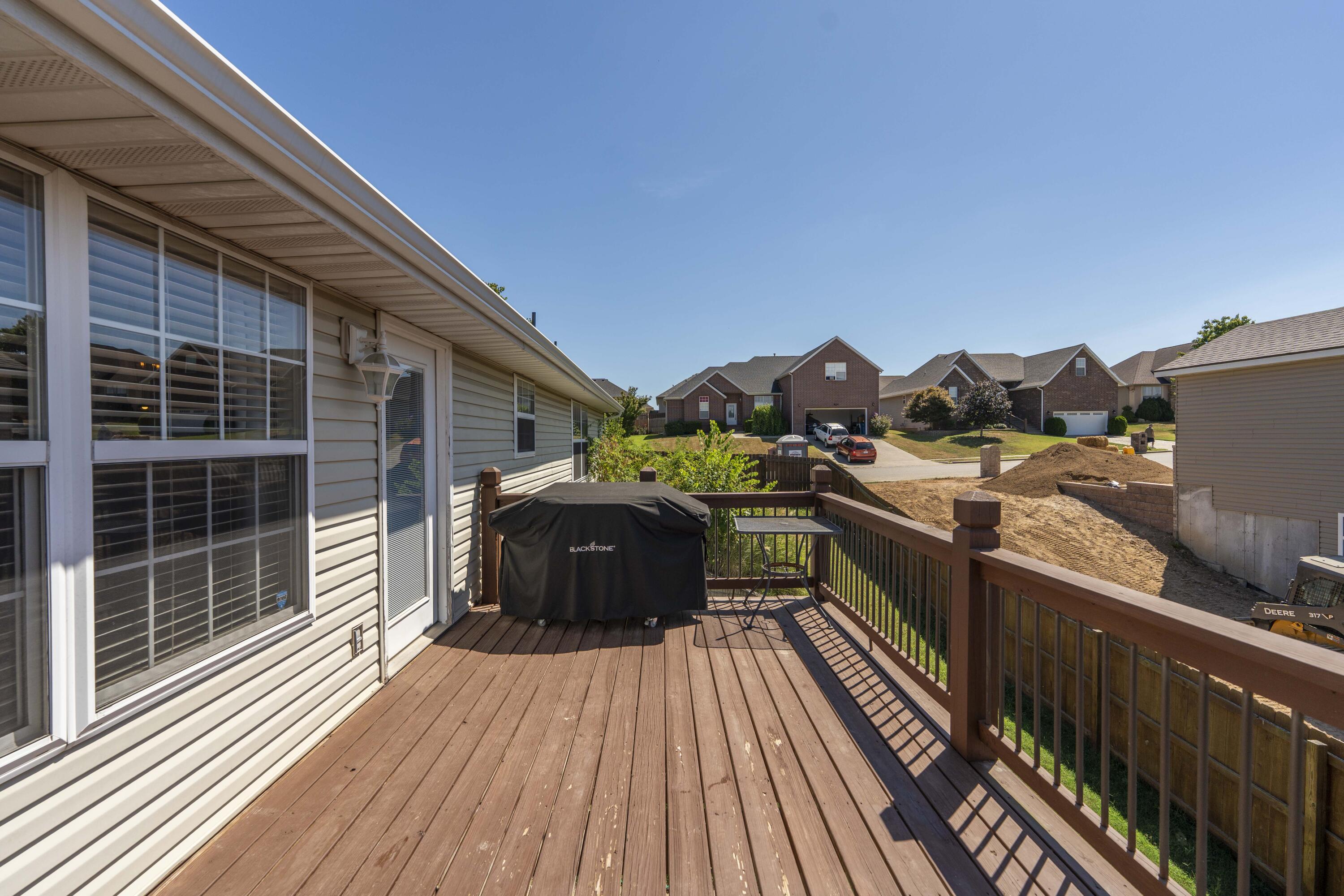 718 River Rock Court Property Photo 44