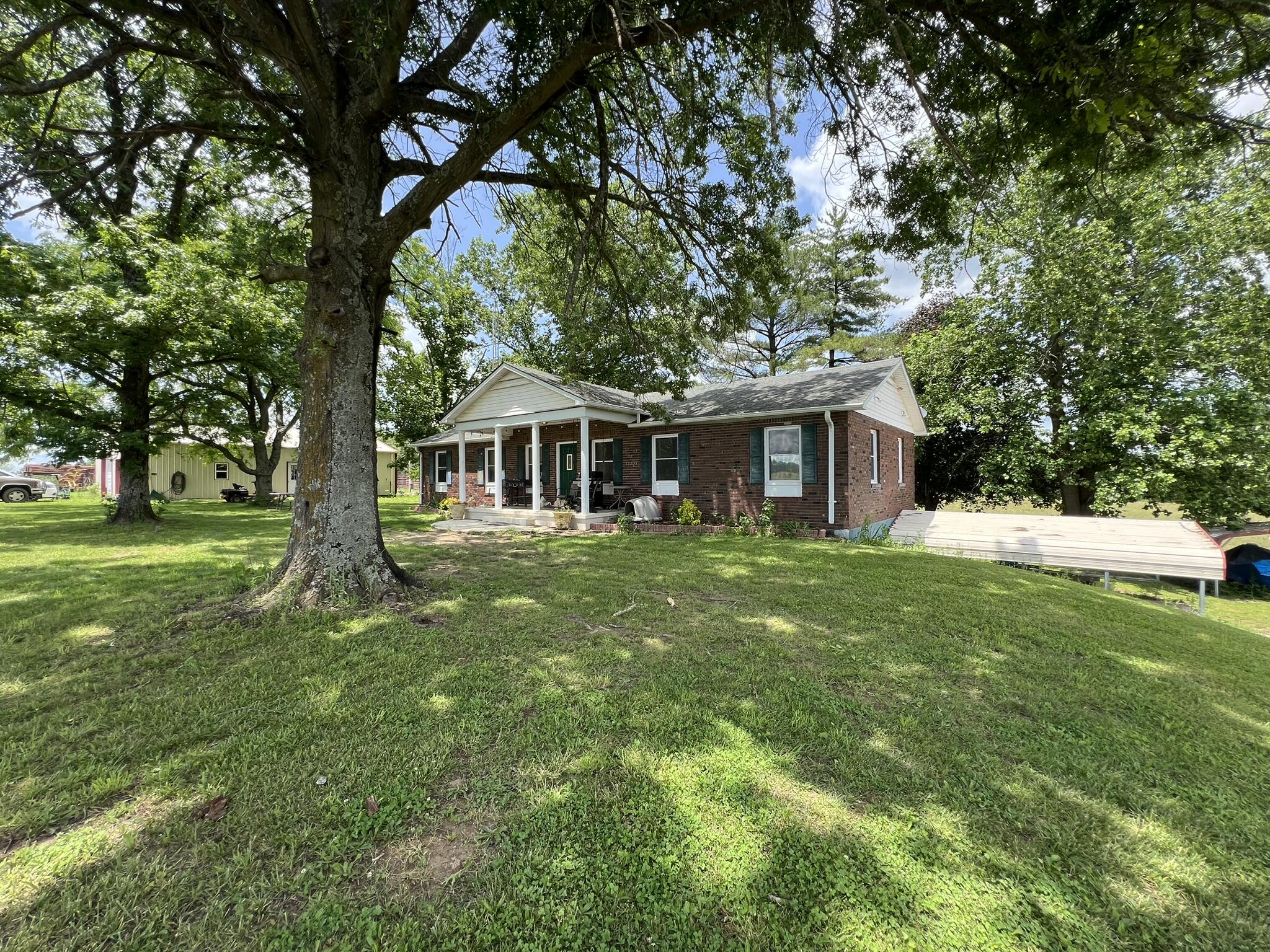 4117 County Road 2600 Property Photo 34