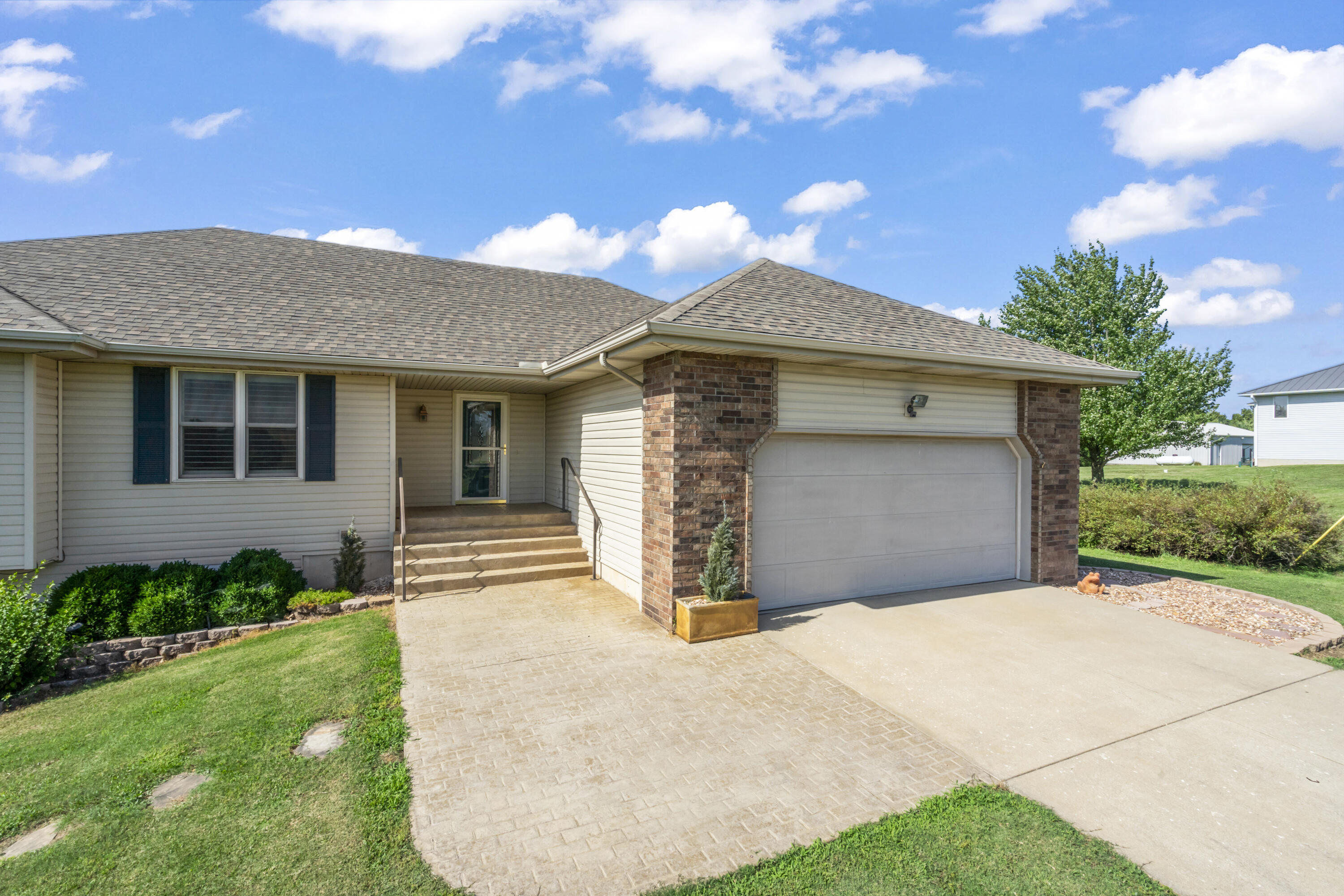 10071 West Farm Road 48 Property Photo 5