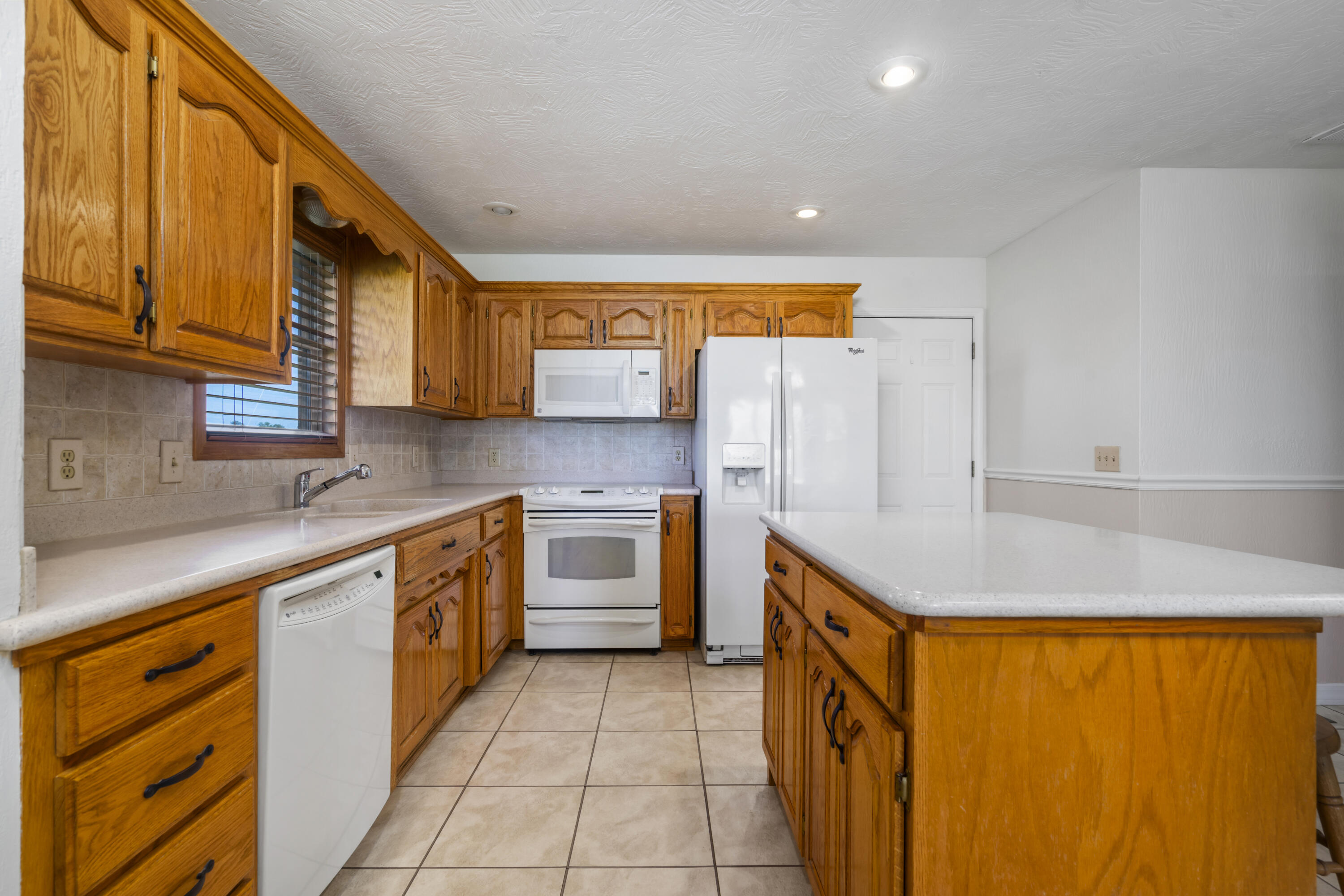 10071 West Farm Road 48 Property Photo 13